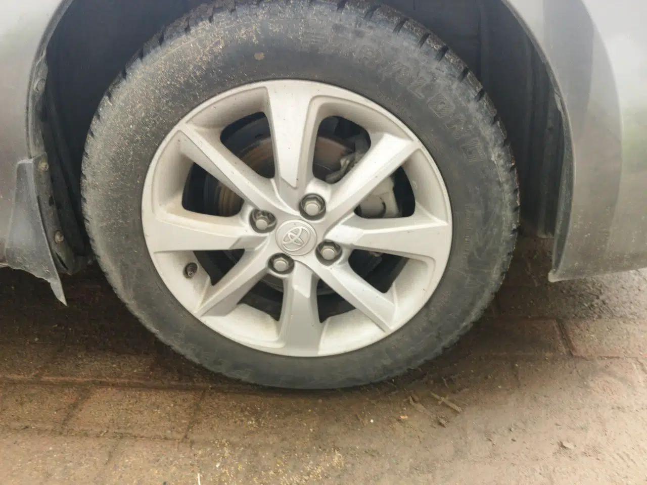 Toyota YARiS L Zhi Xuan 2014 1.5G Automatic Xuan Dong Edition — миниатюра 8