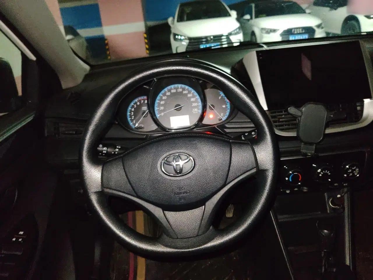 Toyota YARiS L Zhi Xuan 2016 Revised 1.5E CVT Charming Edition — миниатюра 10