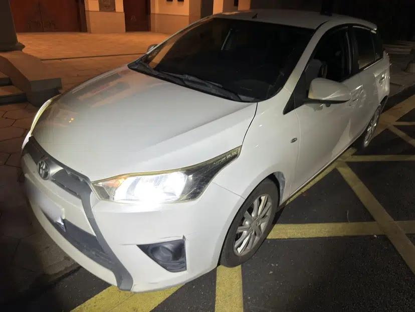Toyota YARiS L Zhi Xuan 2015 1.5E Automatic Charm Edition — миниатюра 1