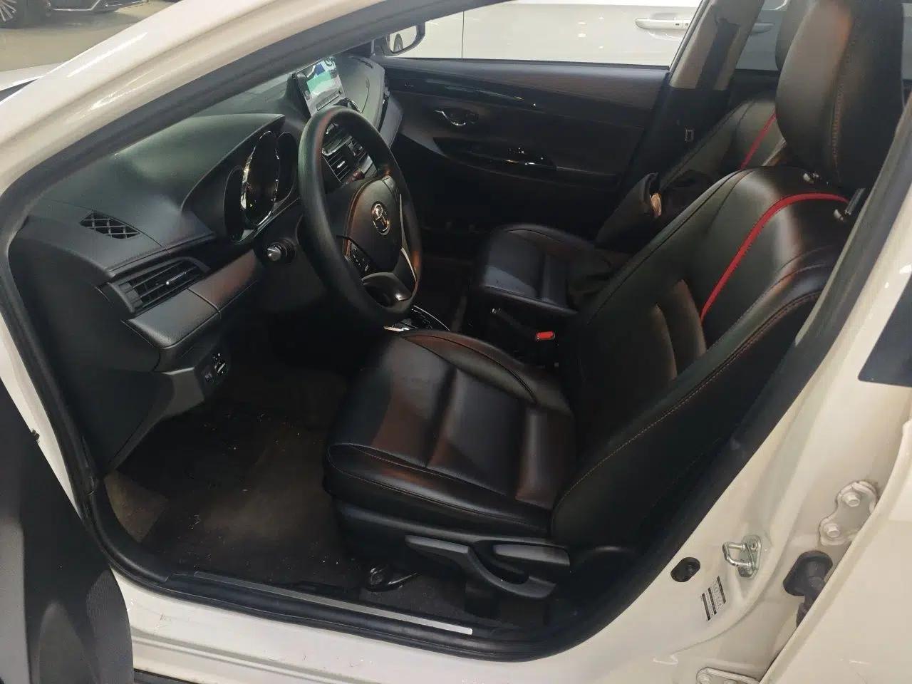 Toyota YARiS L Zhi Xuan 2022 X-Trail 1.5L CVT Luxury PLUS Edition — миниатюра 15