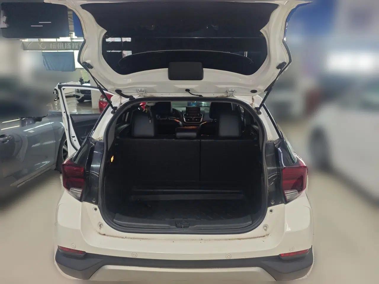 Toyota YARiS L Zhi Xuan 2022 X-Trail 1.5L CVT Luxury PLUS Edition — миниатюра 19