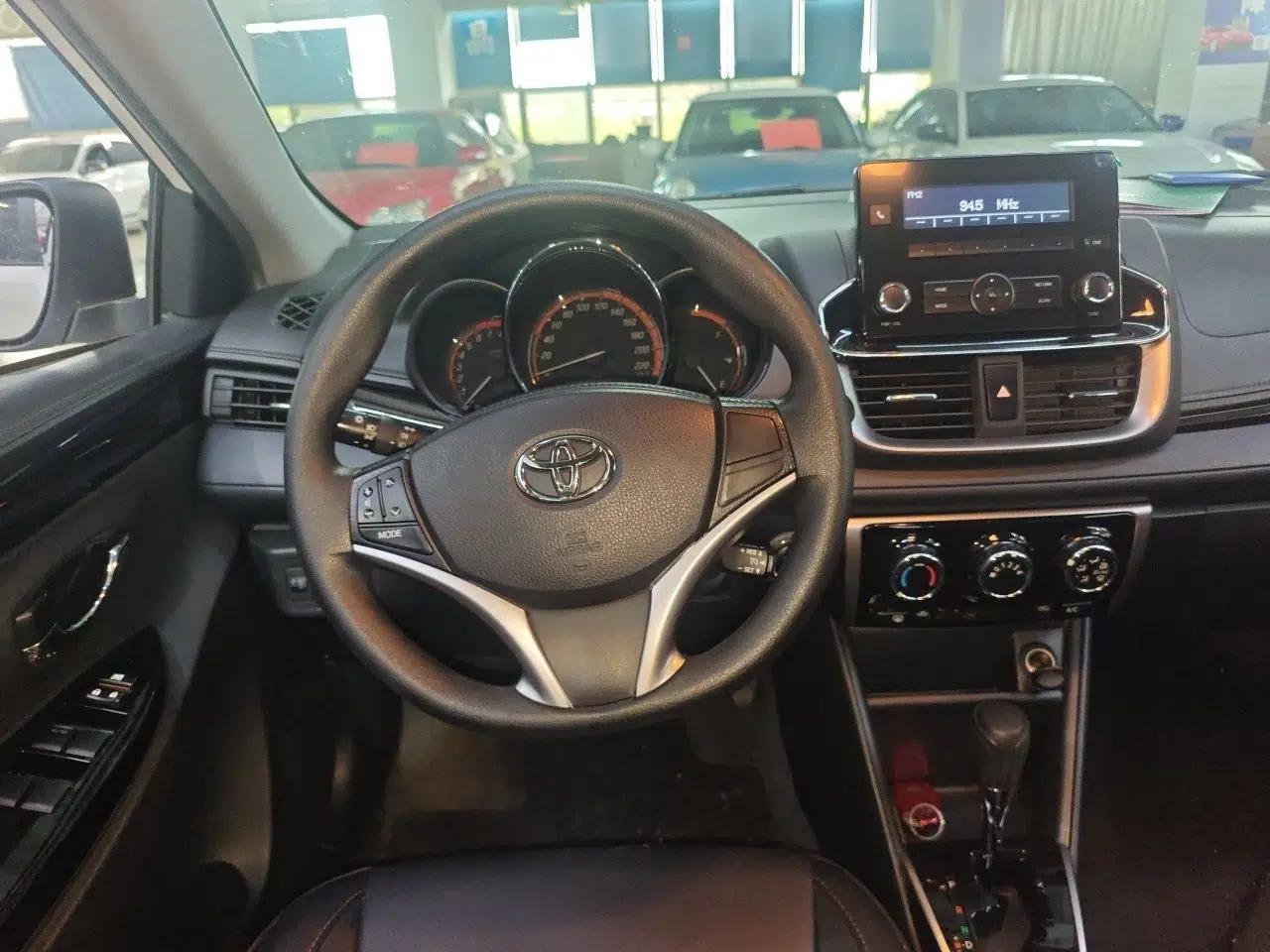 Toyota YARiS L Zhi Xuan 2022 X-Trail 1.5L CVT Luxury PLUS Edition — миниатюра 10