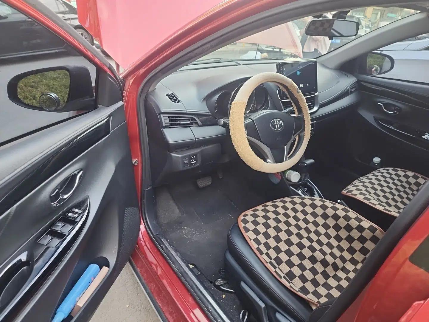 Toyota YARiS L Zhi Xuan 2021 X-Trail 1.5L CVT Luxury Edition — миниатюра 16