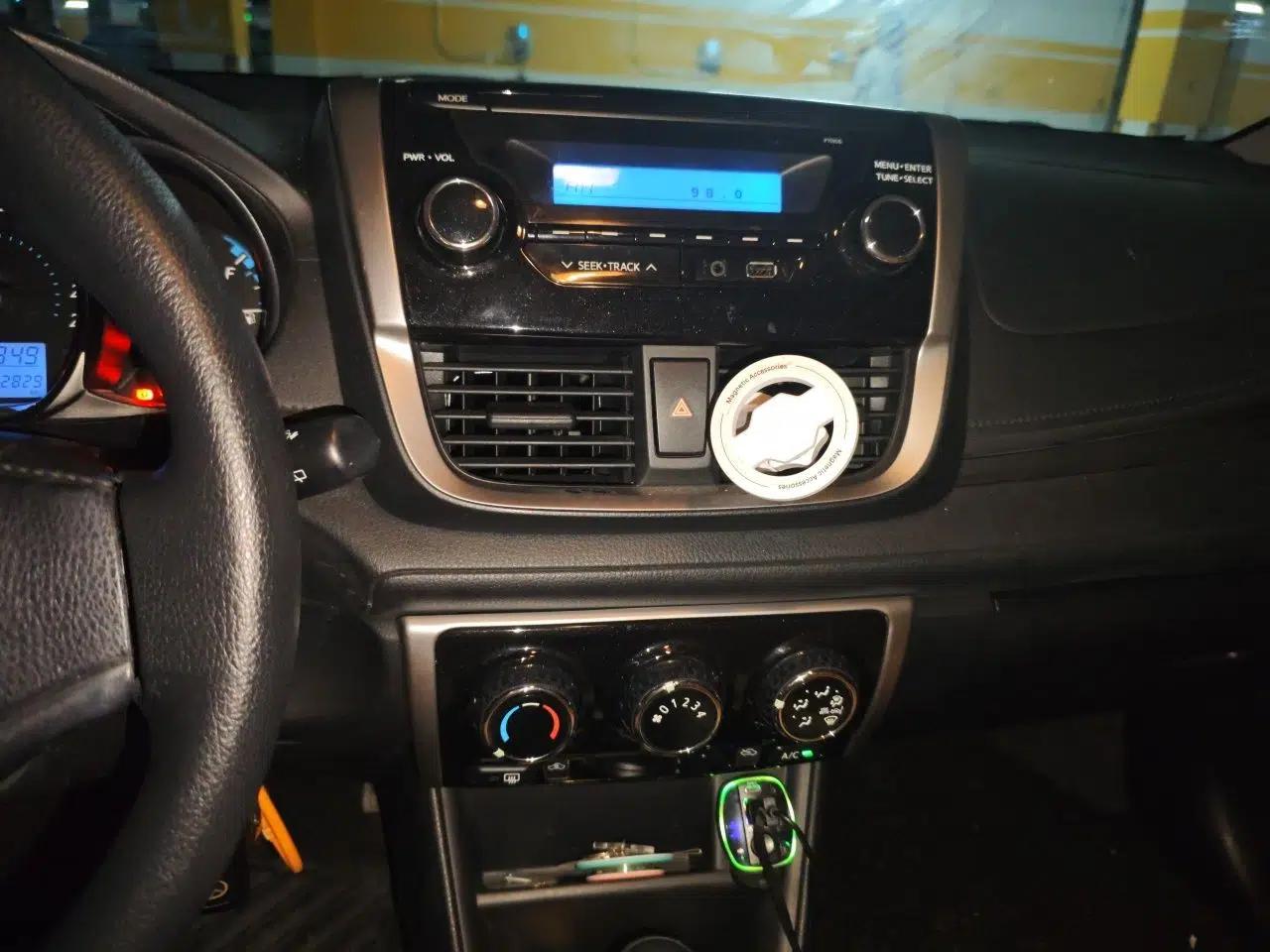 Toyota YARiS L Zhi Xuan 2016 Revised 1.5E CVT Charming Edition — миниатюра 13