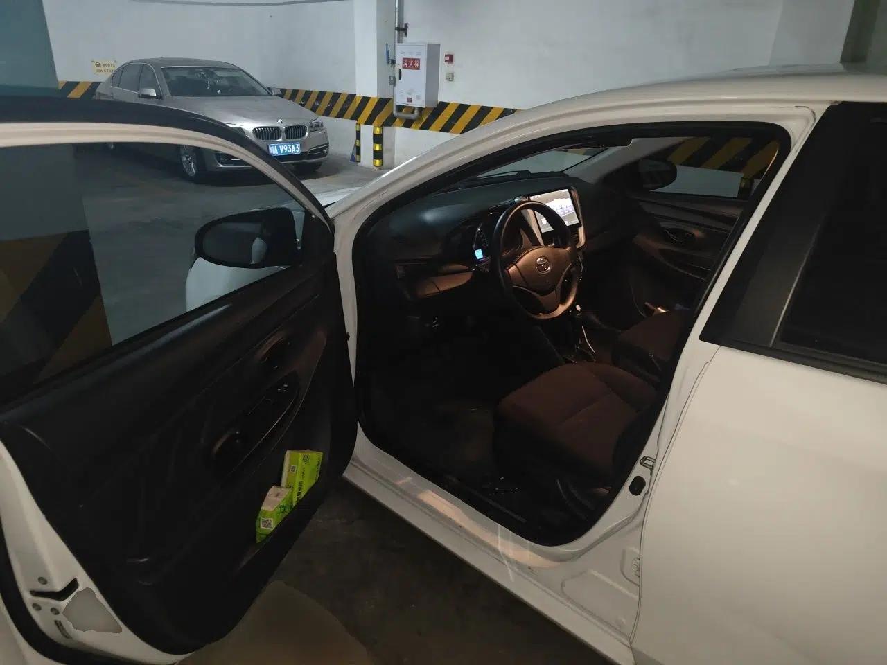 Toyota YARiS L Zhi Xuan 2015 1.5E Automatic Charm Edition — миниатюра 16