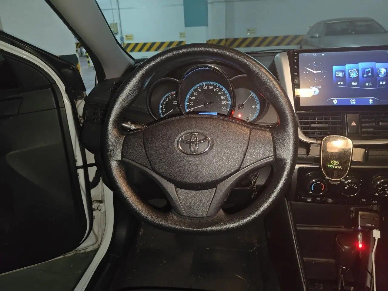 Toyota YARiS L Zhi Xuan 2015 1.5E Automatic Charm Edition — миниатюра 10
