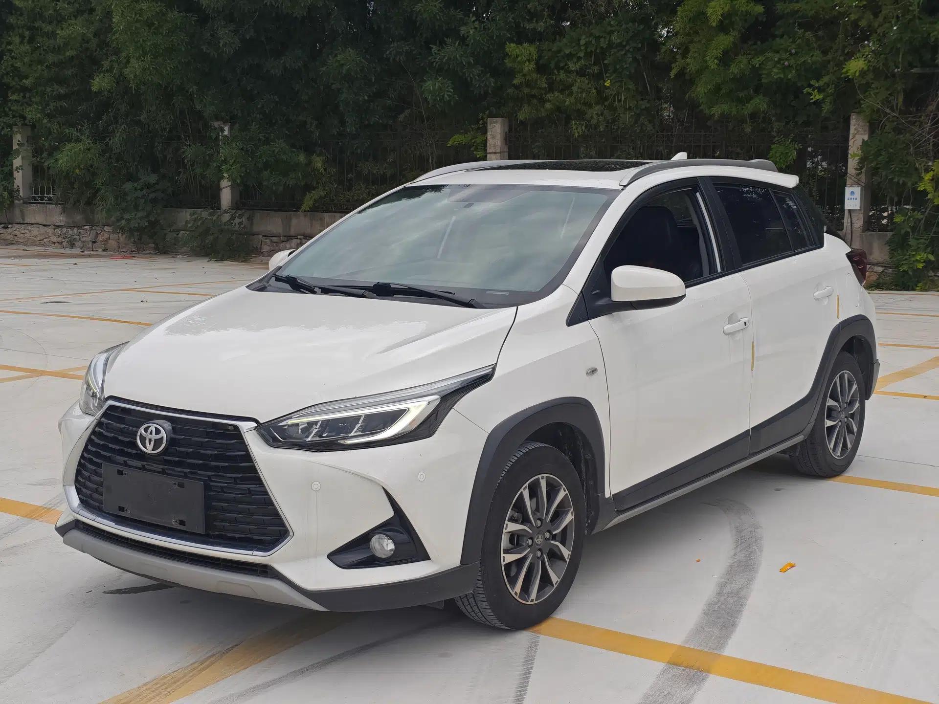 Toyota YARiS L Zhi Xuan 2022 X-Trail 1.5L CVT Prestige Edition — миниатюра 1