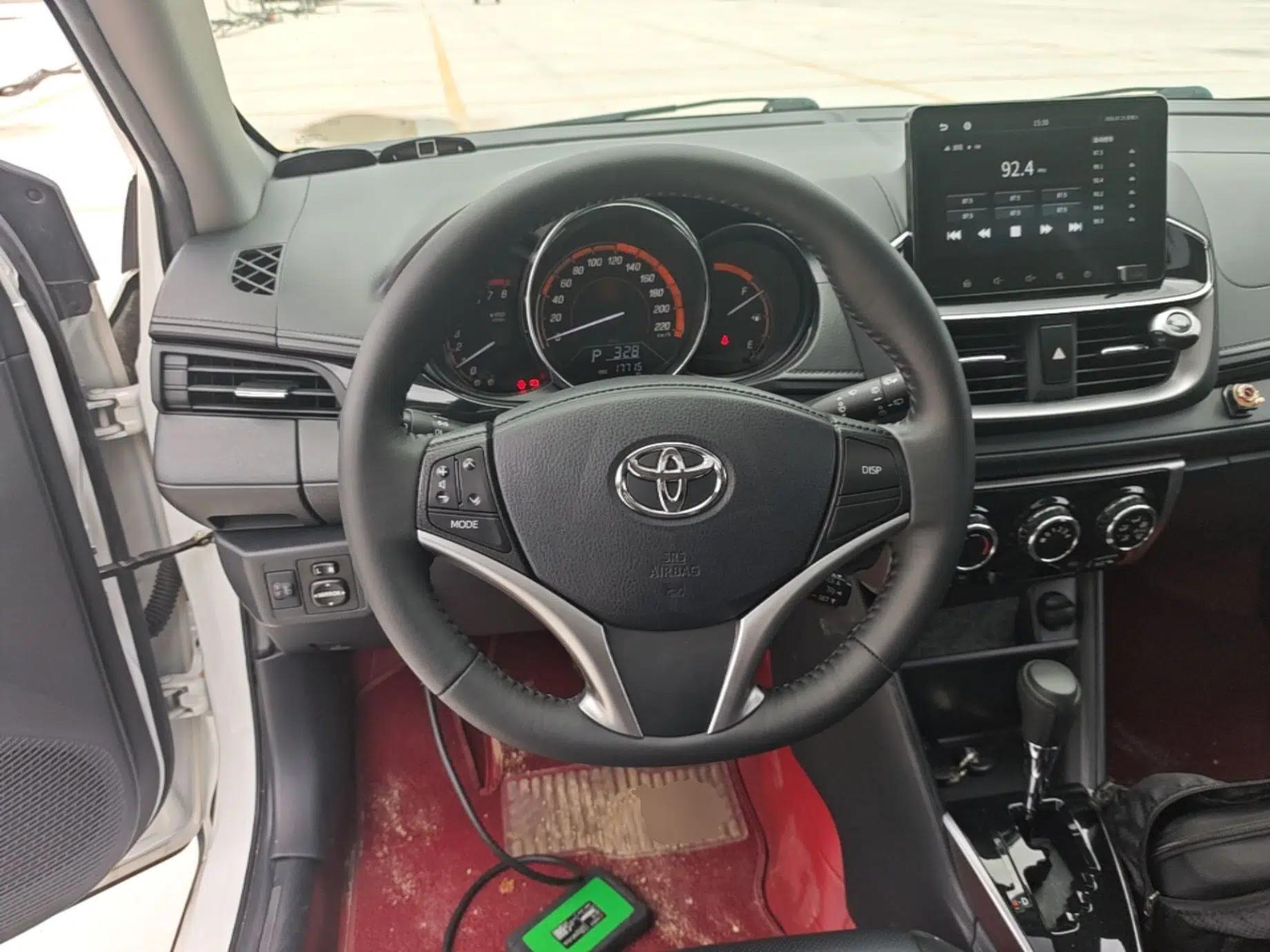 Toyota YARiS L Zhi Xuan 2022 X-Trail 1.5L CVT Prestige Edition — миниатюра 13