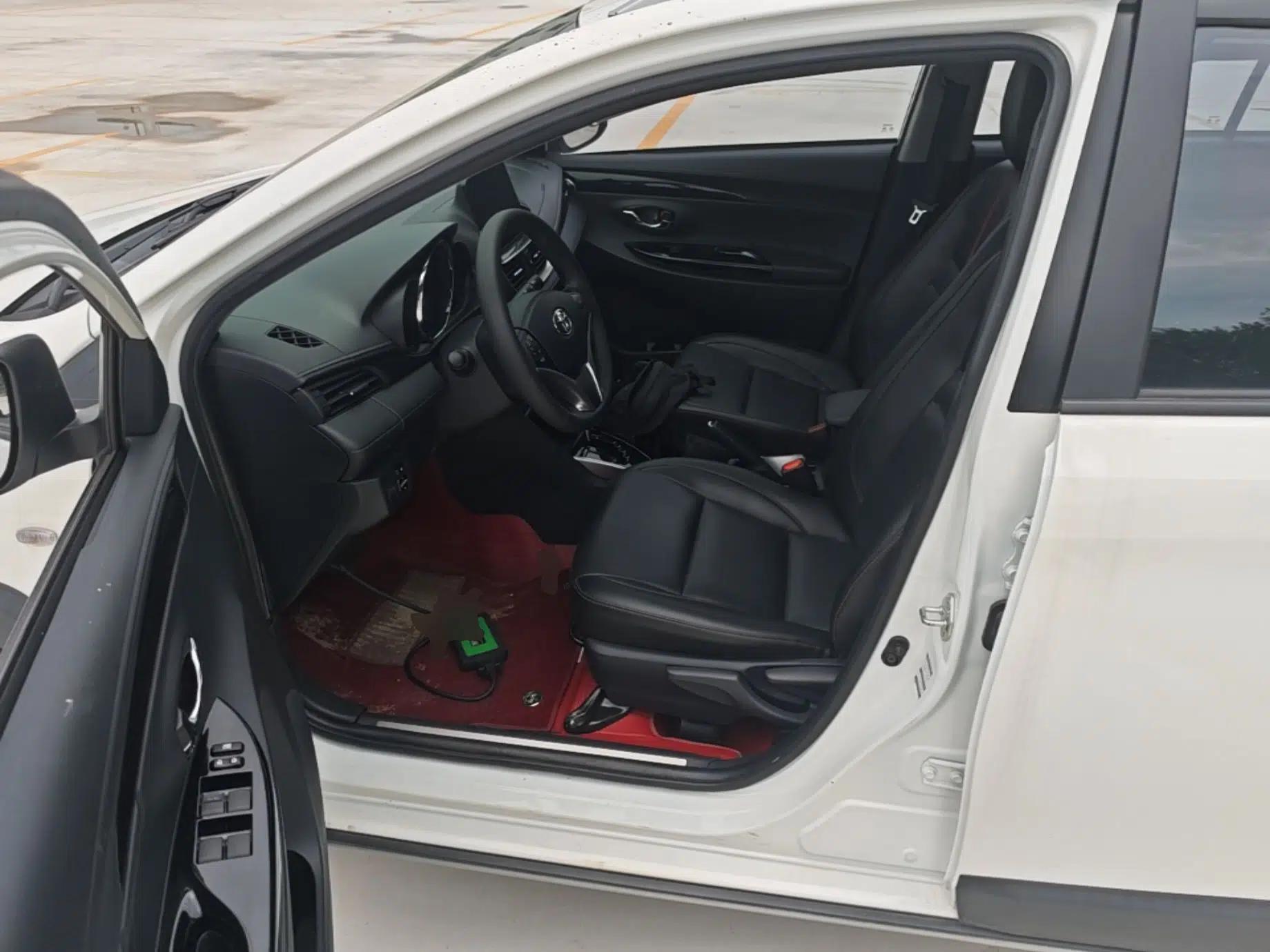 Toyota YARiS L Zhi Xuan 2022 X-Trail 1.5L CVT Prestige Edition — миниатюра 17