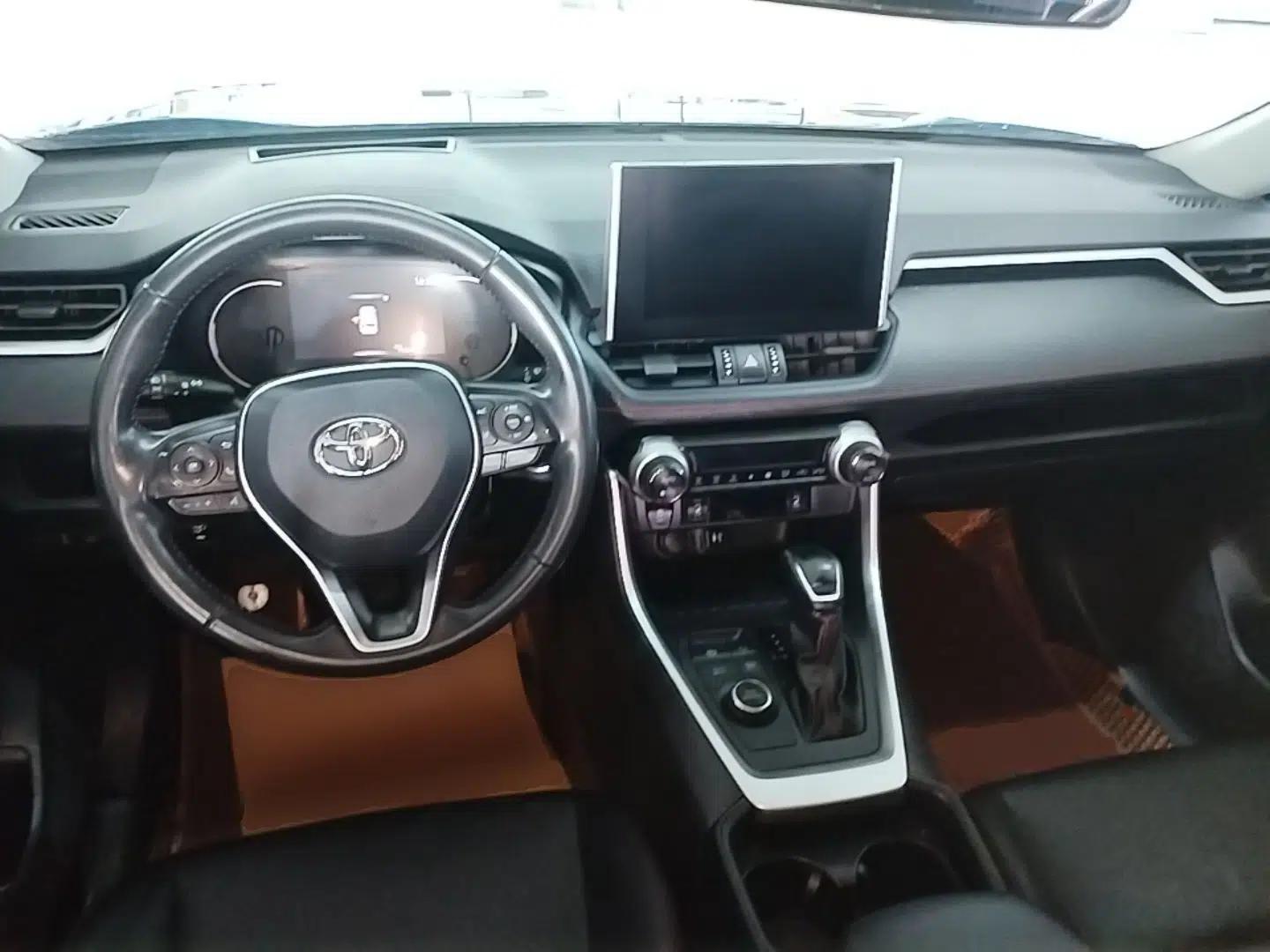 Toyota Wildlander New Energy 2021 High-Performance Edition 2.5L Two-Wheel Drive Powerful Version — миниатюра 17