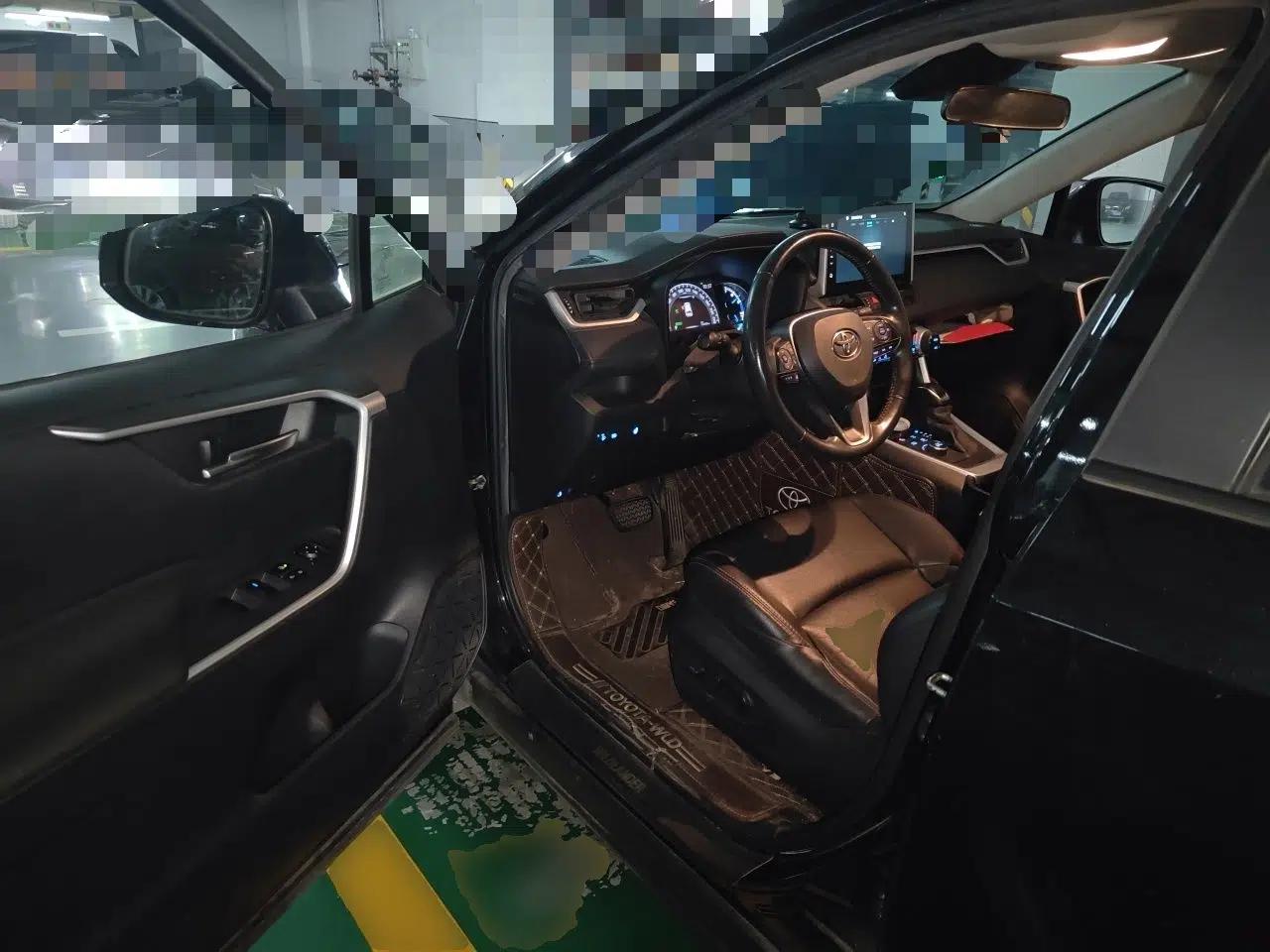 Toyota Wildlander New Energy 2021 High-Performance Edition 2.5L Two-Wheel Drive Powerful Version — миниатюра 16