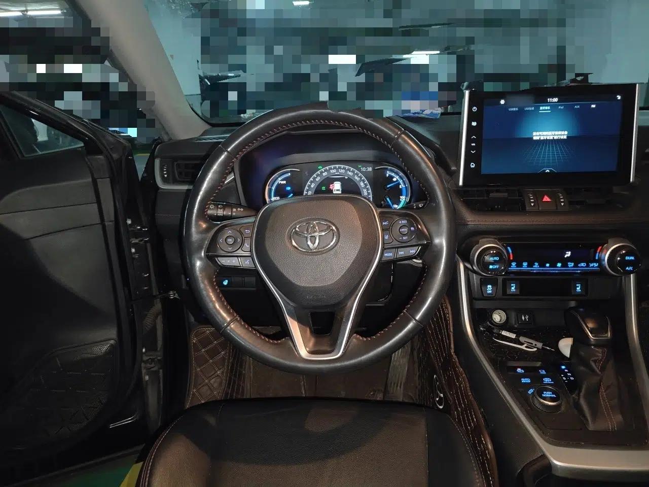Toyota Wildlander New Energy 2021 High-Performance Edition 2.5L Two-Wheel Drive Powerful Version — миниатюра 10