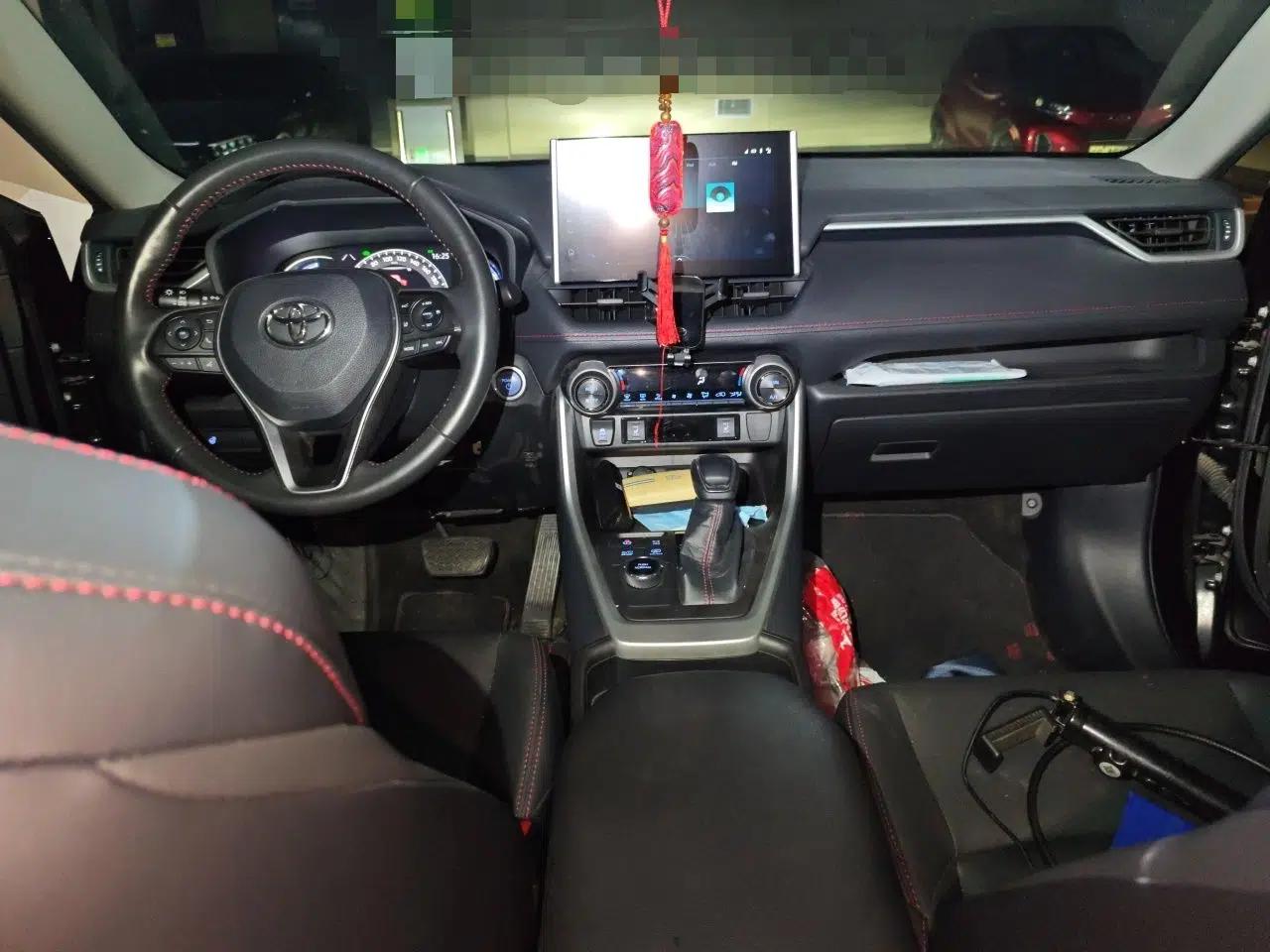 Toyota Wildlander New Energy 2021 High-Performance Edition 2.5L Two-Wheel Drive Powerful Version — миниатюра 9