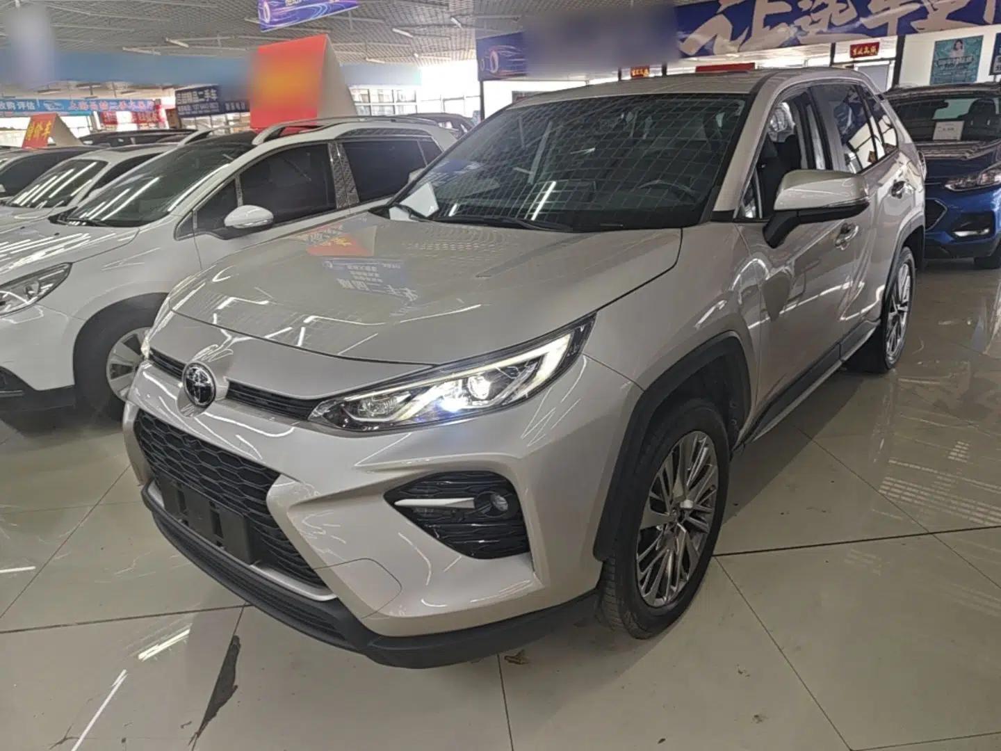 Toyota Wildlander 2022 2.0L CVT Two-Wheel Drive Prestige Edition — миниатюра 1