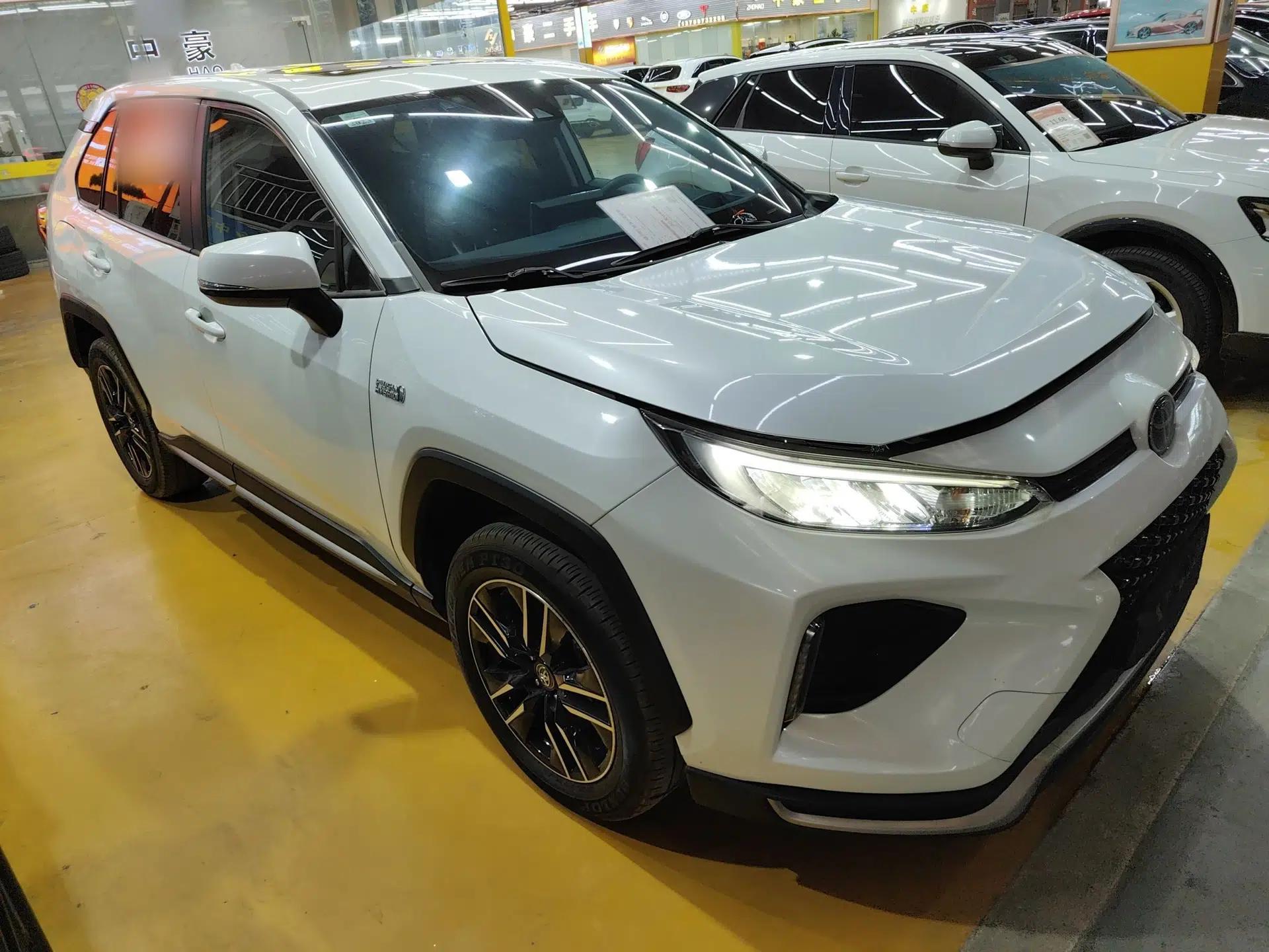 Toyota Wildlander New Energy 2021 High-Performance Edition 2.5L Two-Wheel Drive Powerful Version — миниатюра 7