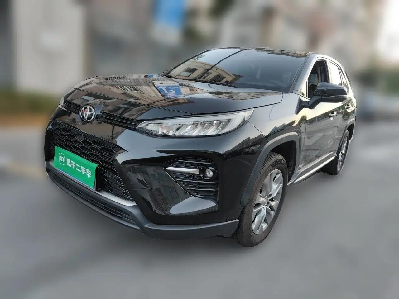 Toyota Wildlander 2021 2.0L CVT Two-Wheel Drive Luxury Edition — миниатюра 1