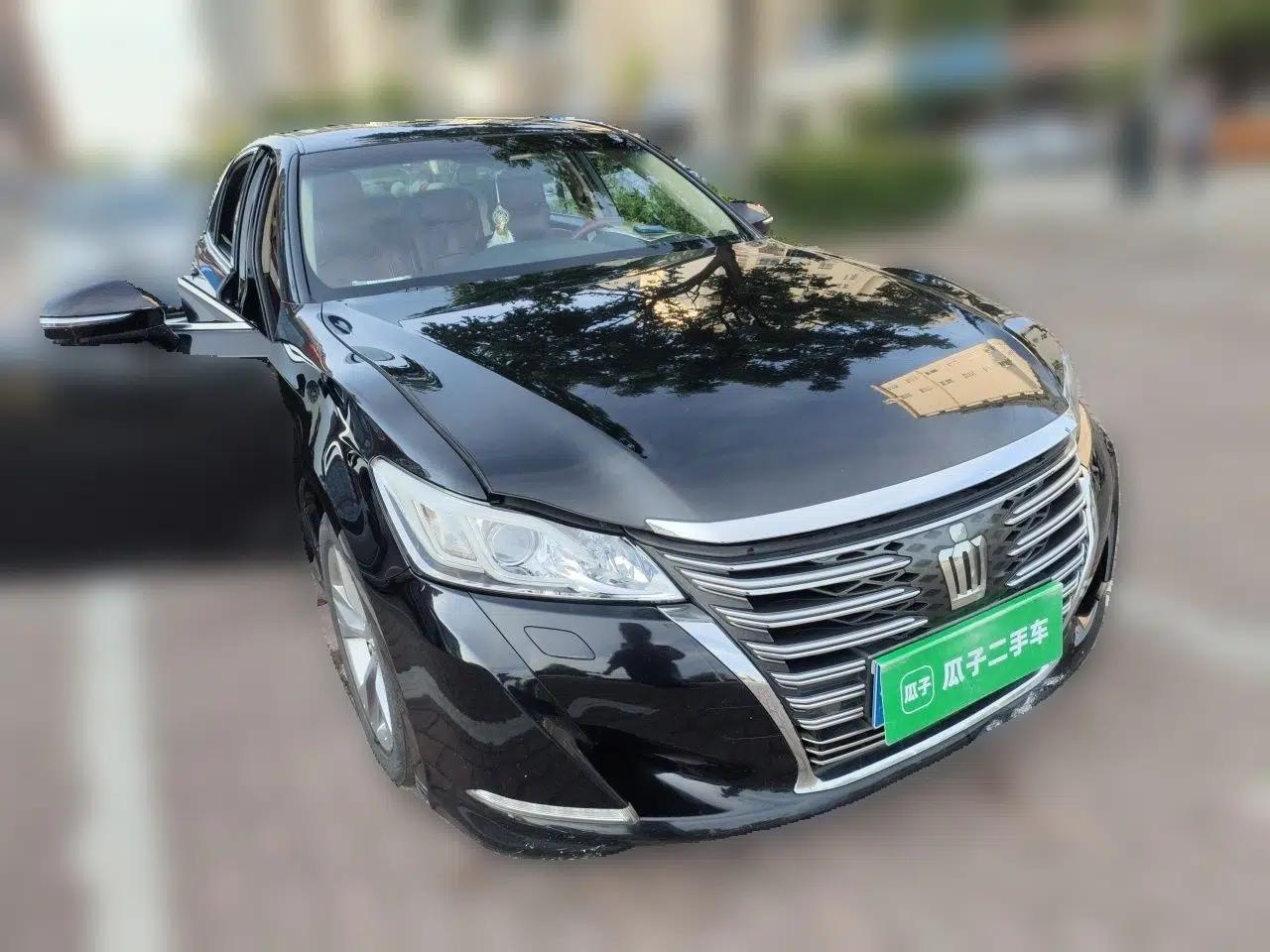 Toyota Crown 2015 2.0T Pioneer Edition — миниатюра 3