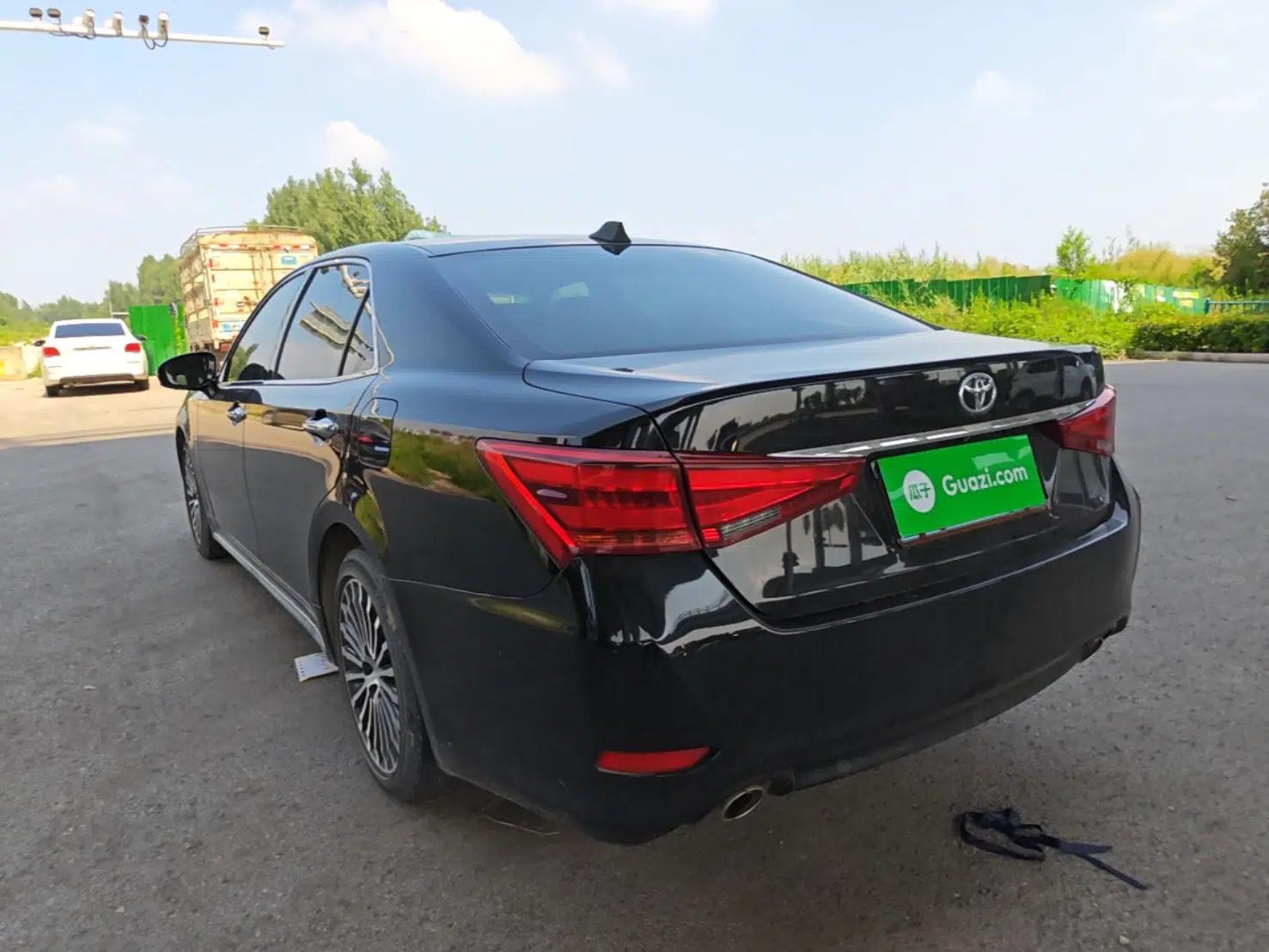 Toyota Crown 2018 2.0T Sport Edition — миниатюра 4