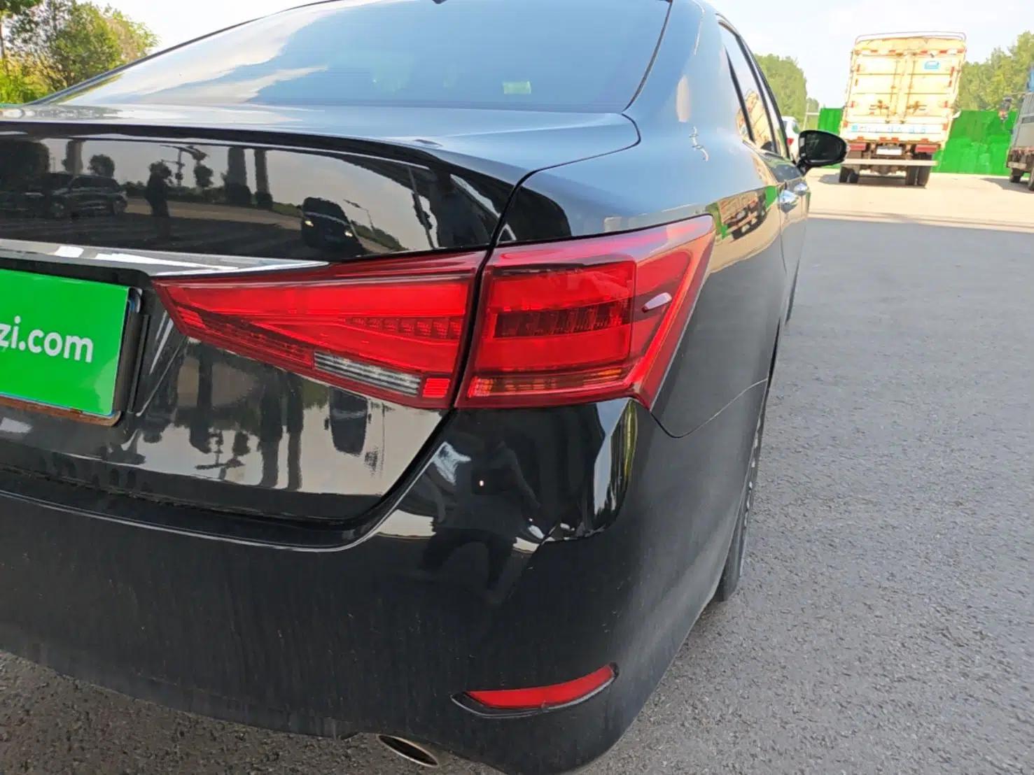 Toyota Crown 2018 2.0T Sport Edition — миниатюра 9