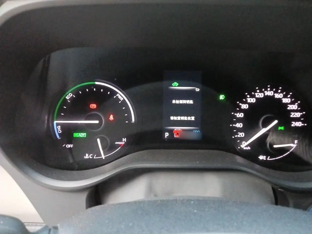 Toyota Granvia 2023 2.5L Hybrid Comfort Edition — миниатюра 10