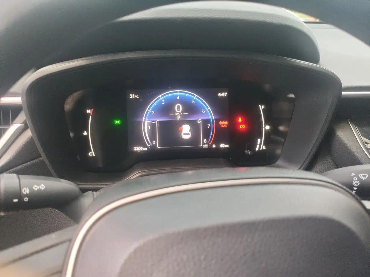 Toyota FRONTLANDER 2024 2.0L CVT Elite Edition — миниатюра 11