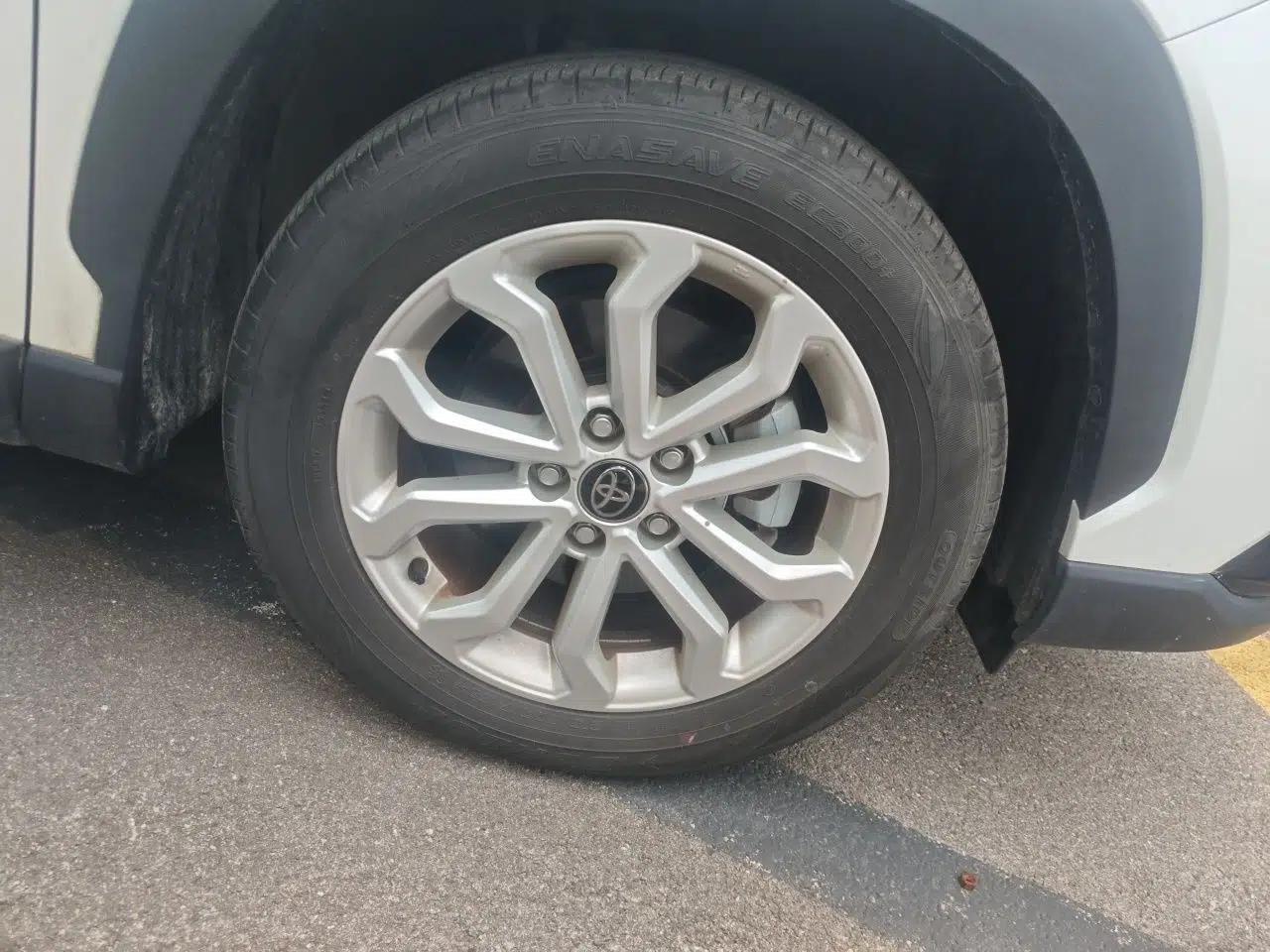 Toyota FRONTLANDER 2024 2.0L CVT Elite Edition — миниатюра 8