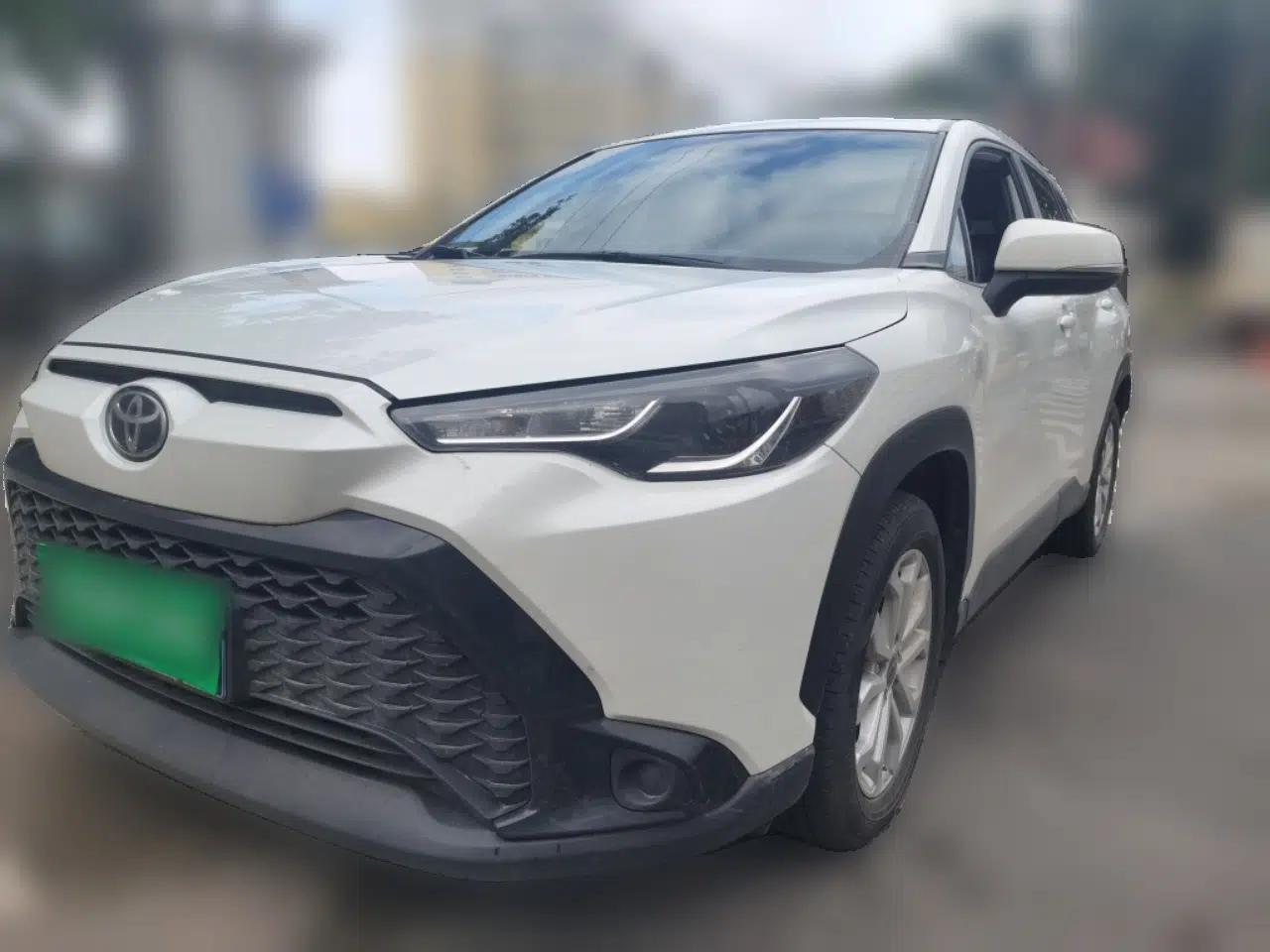 Toyota FRONTLANDER 2022 2.0L CVT Elite Edition — миниатюра 1