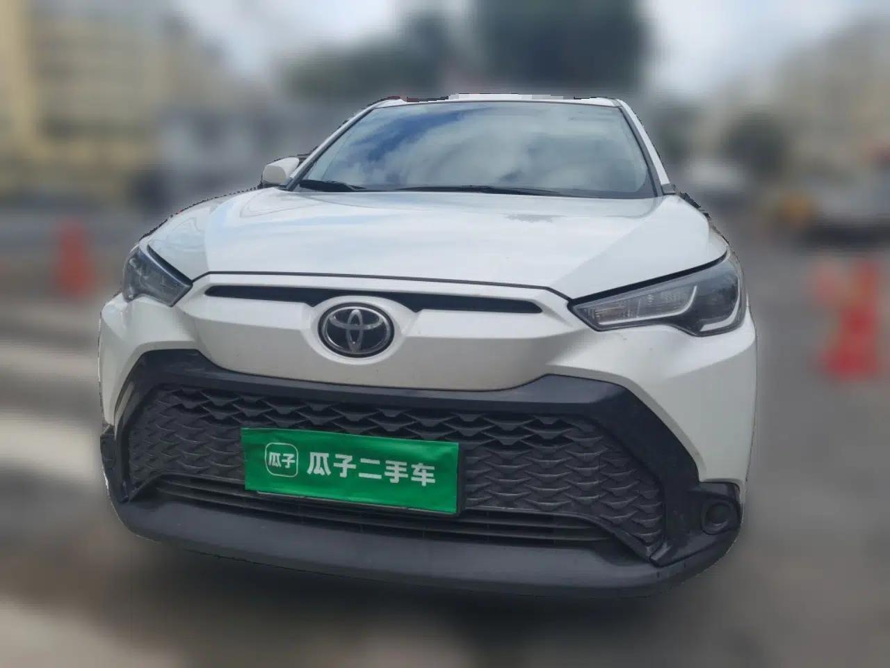 Toyota FRONTLANDER 2022 2.0L CVT Elite Edition — миниатюра 2