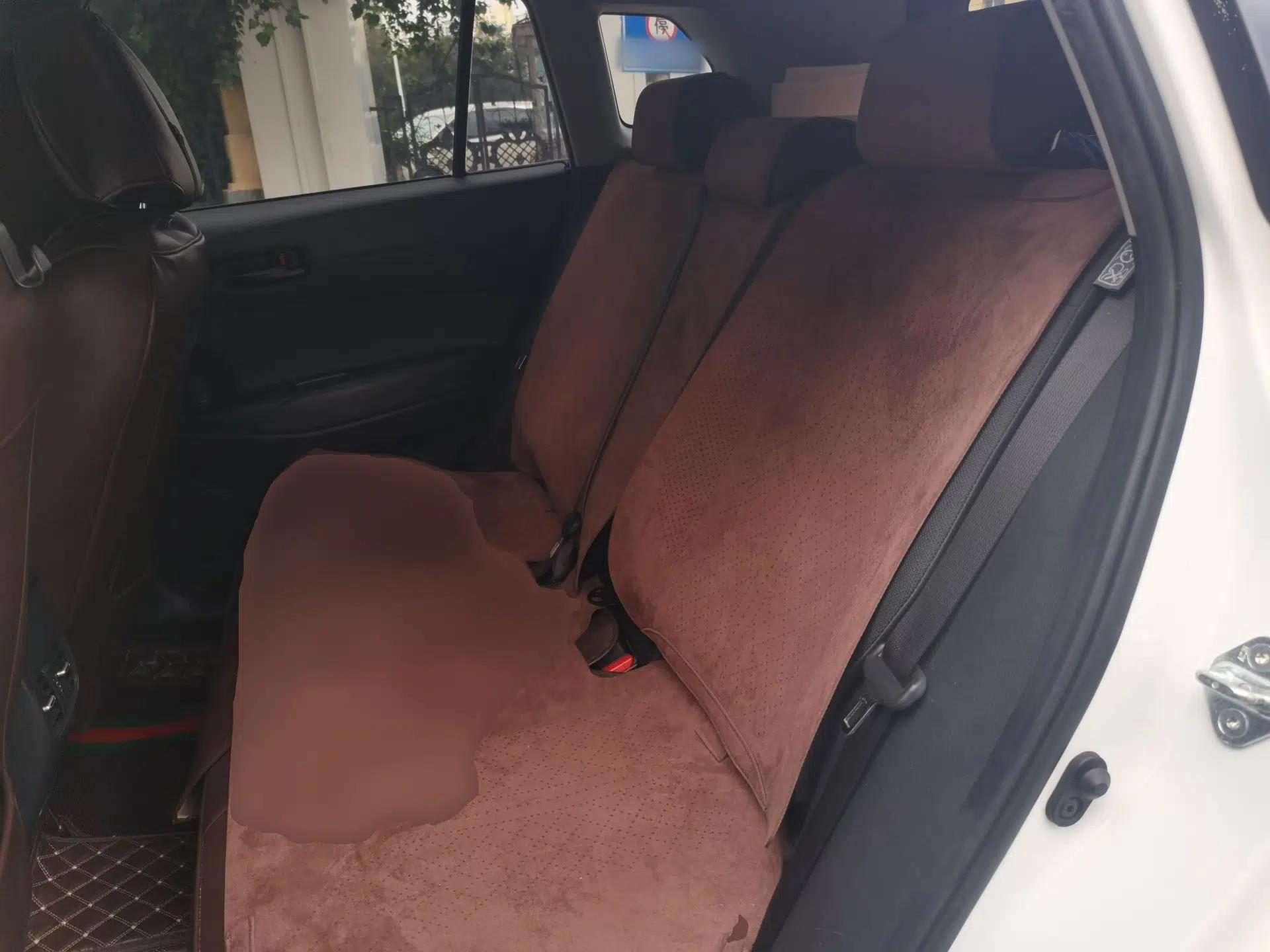 Toyota FRONTLANDER 2022 2.0L CVT Elite Edition — миниатюра 17