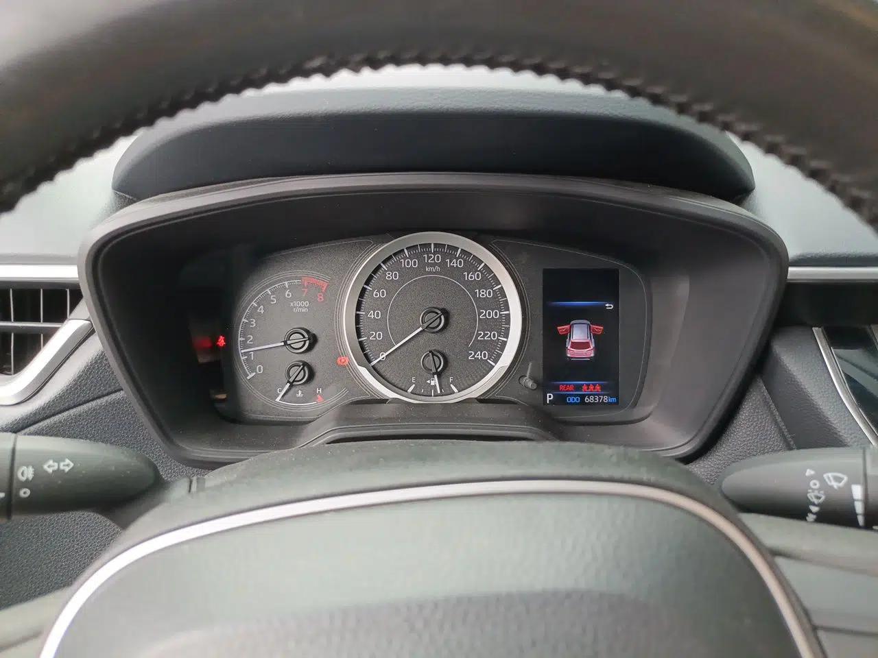Toyota FRONTLANDER 2022 2.0L CVT Leading Edition — миниатюра 11