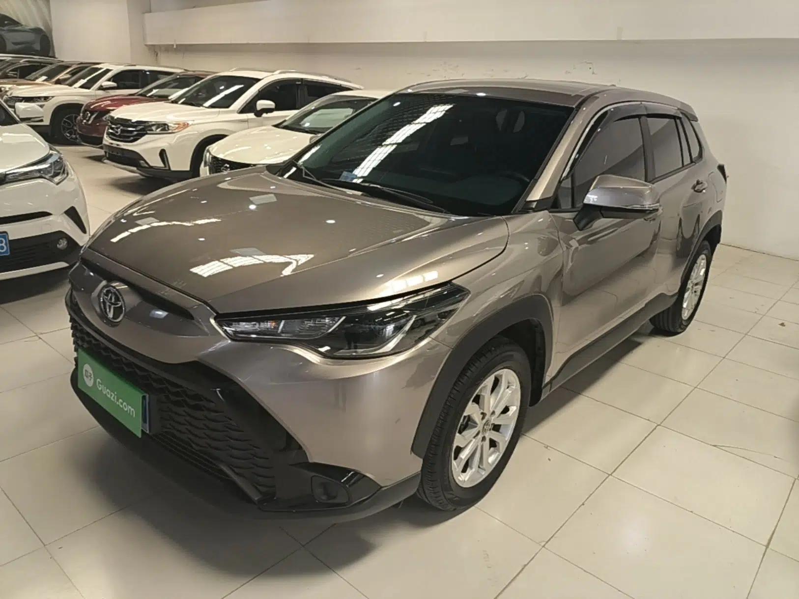 Toyota FRONTLANDER 2024 2.0L CVT Elite Plus Edition — миниатюра 1