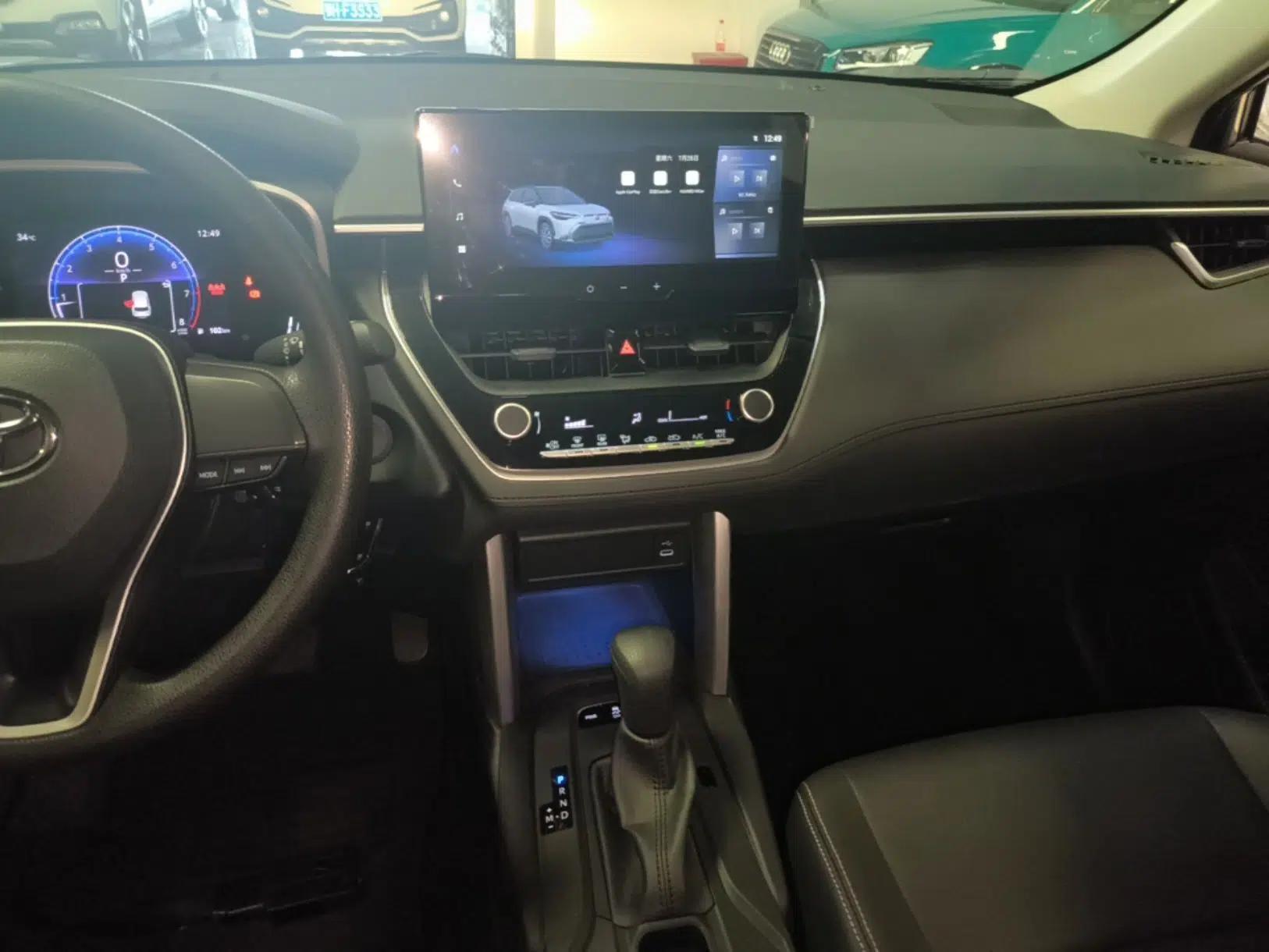 Toyota FRONTLANDER 2024 2.0L CVT Elite Plus Edition — миниатюра 20