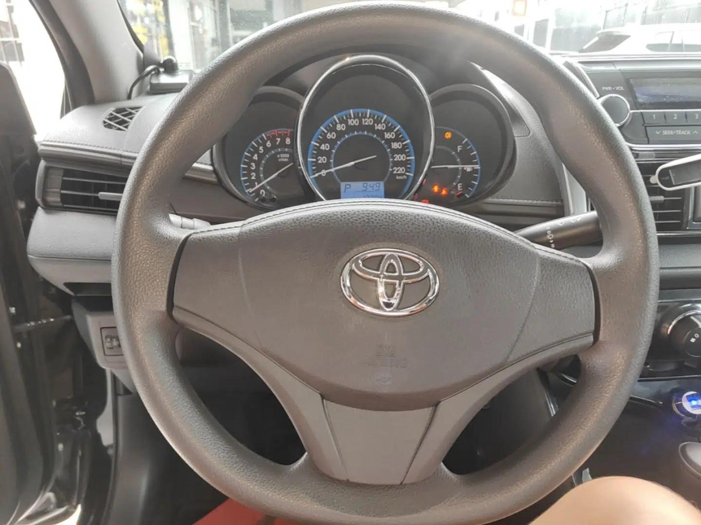 Toyota Vios 2014 1.5L Automatic ZhiZhen Edition — миниатюра 13
