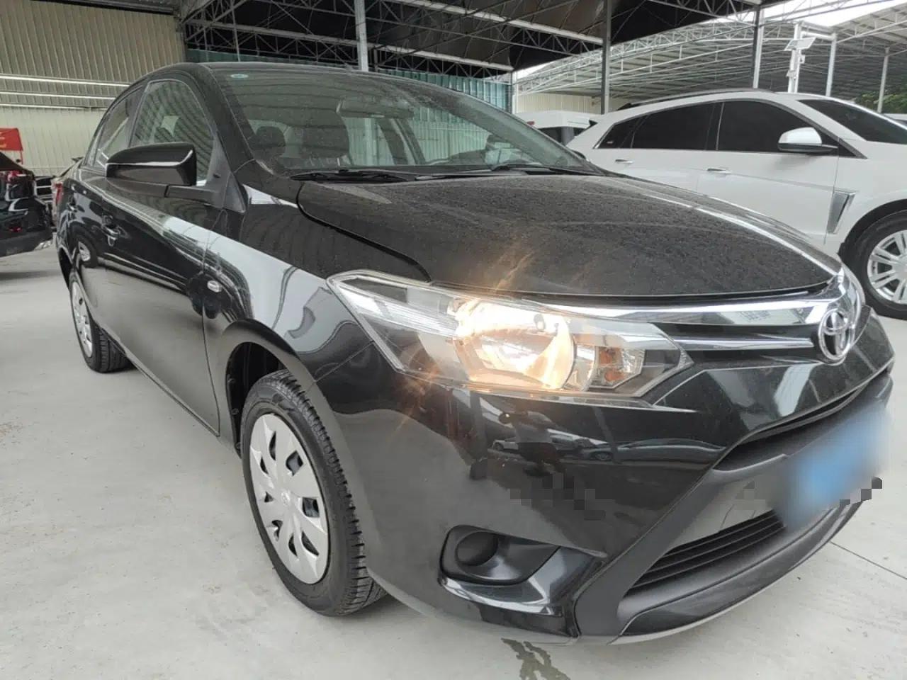 Toyota Vios 2014 1.5L Automatic ZhiZhen Edition — миниатюра 3