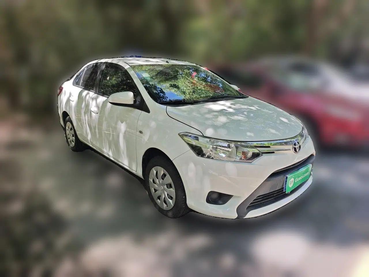 Toyota Vios 2014 1.5L Automatic ZhiZhen Edition — миниатюра 3