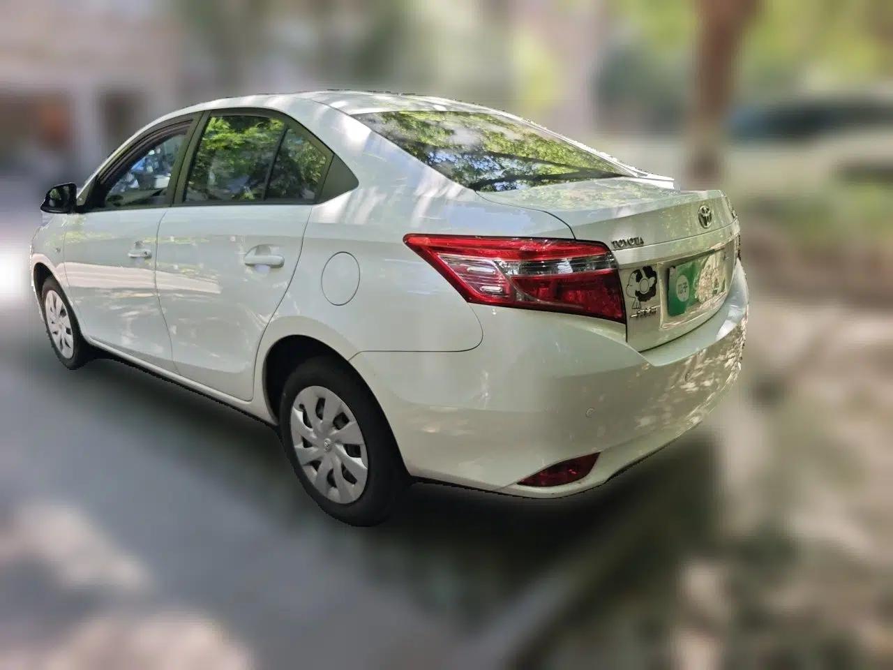 Toyota Vios 2014 1.5L Automatic ZhiZhen Edition — миниатюра 4