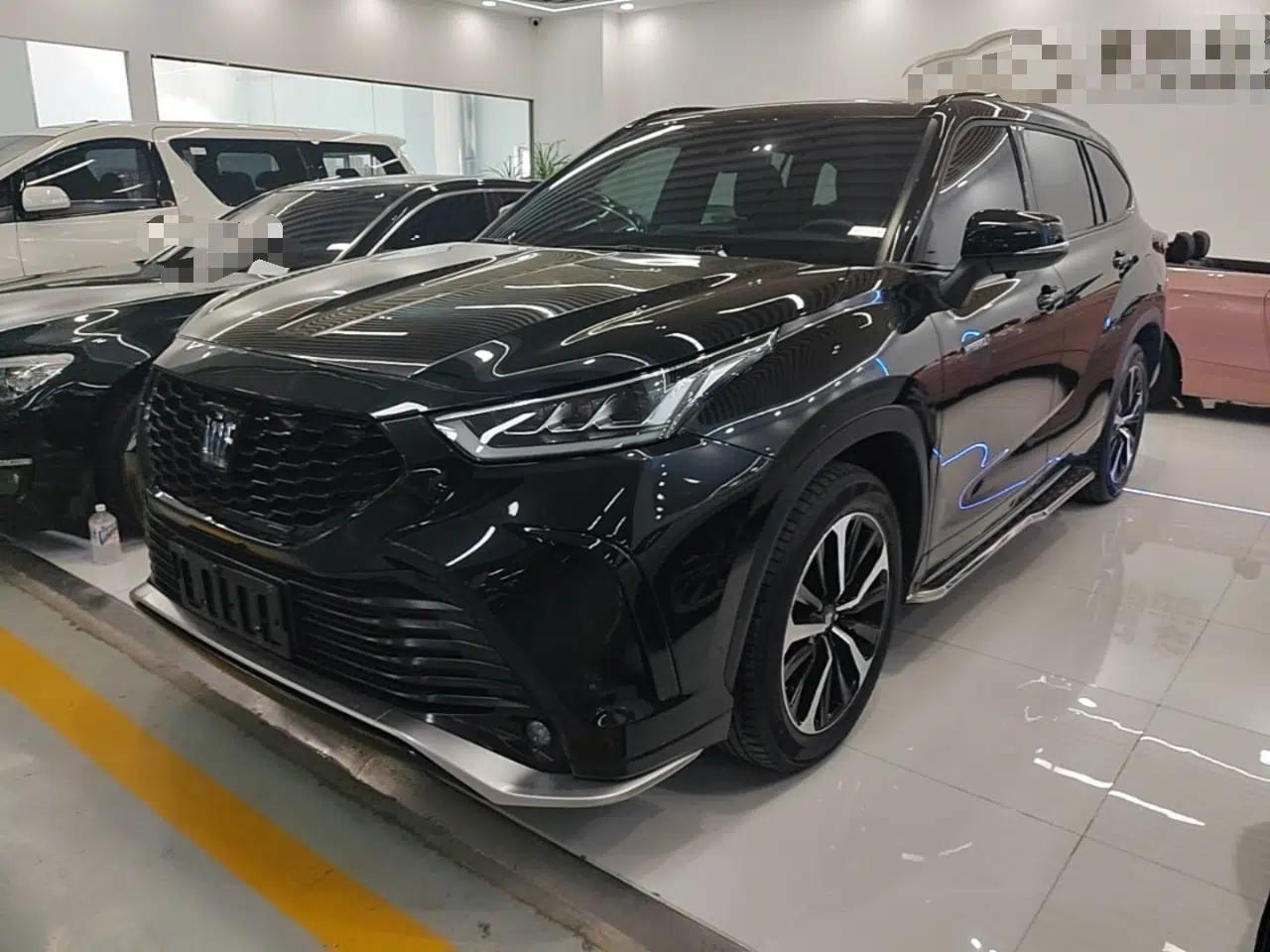 Toyota Crown Kluger 2023 2.5L HEV Four-Wheel Drive Luxury Edition — миниатюра 1