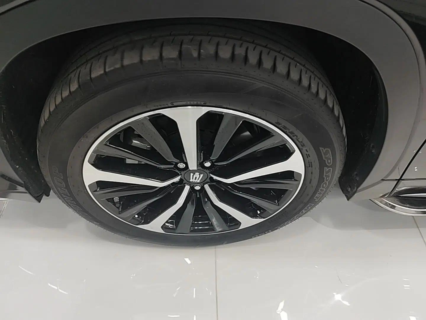 Toyota Crown Kluger 2023 2.5L HEV Four-Wheel Drive Luxury Edition — миниатюра 10
