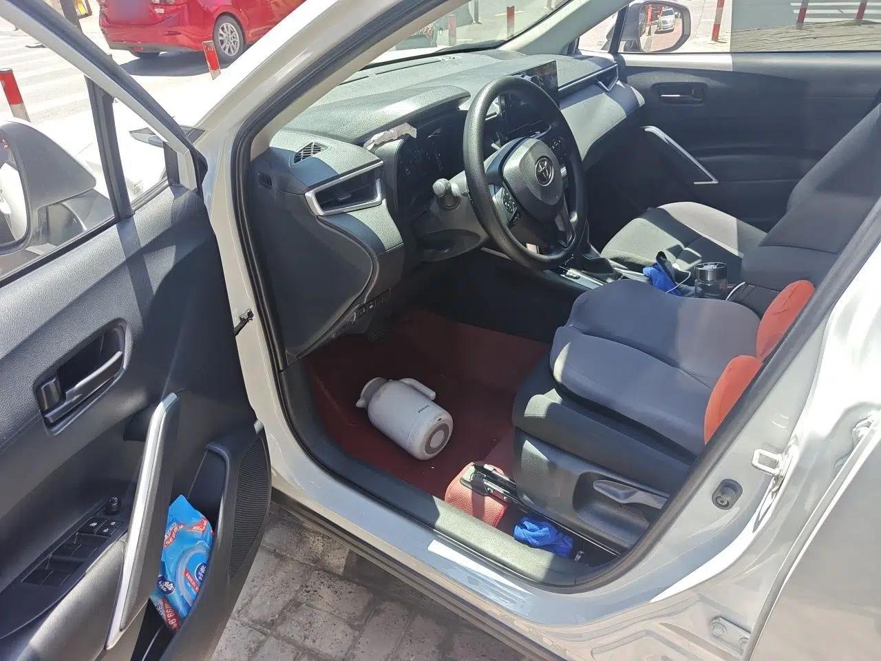 Toyota Corolla Cross 2024 2.0L Smart Electric Hybrid Dual-Engine Pioneer Edition — миниатюра 16