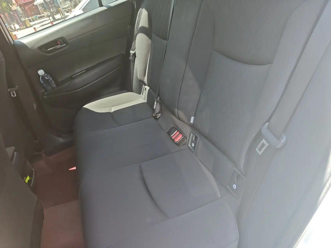 Toyota Corolla Cross 2024 2.0L Smart Electric Hybrid Dual-Engine Pioneer Edition — миниатюра 17