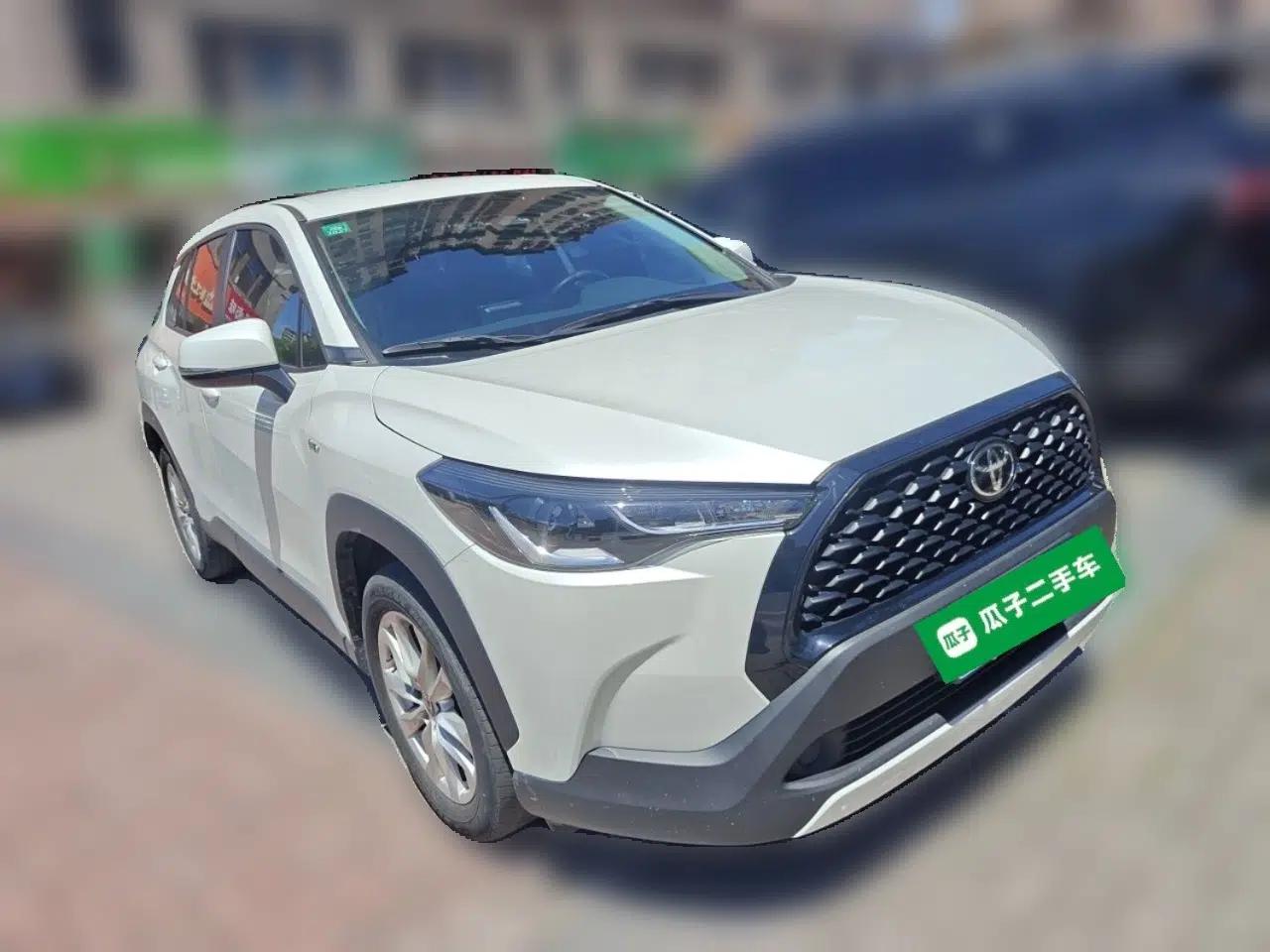 Toyota Corolla Cross 2024 2.0L Smart Electric Hybrid Dual-Engine Pioneer Edition — миниатюра 3