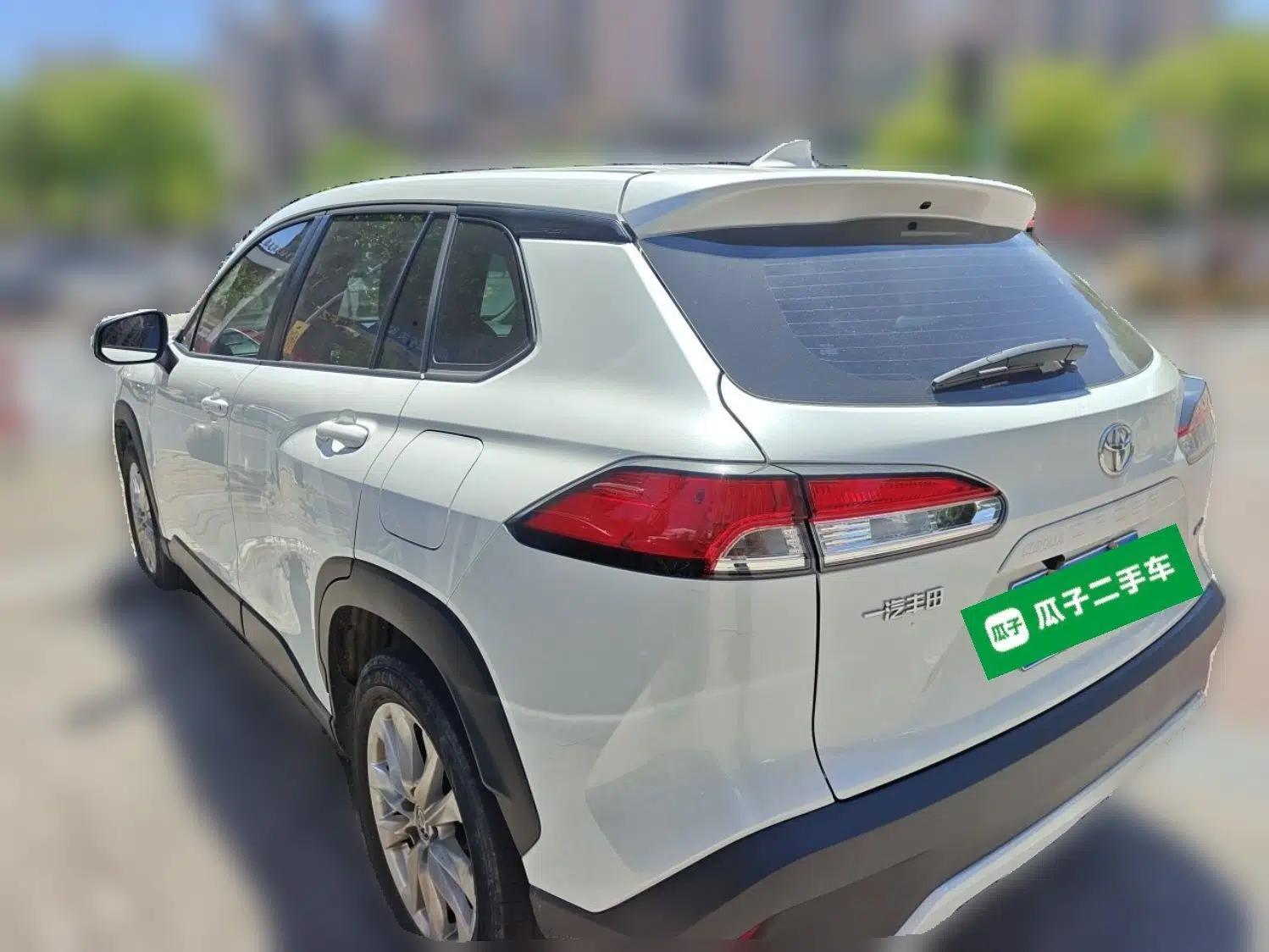 Toyota Corolla Cross 2024 2.0L Smart Electric Hybrid Dual-Engine Pioneer Edition — миниатюра 4
