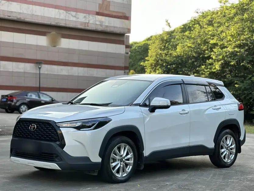 Toyota Corolla Cross 2023 2.0L Pioneer Edition — миниатюра 4