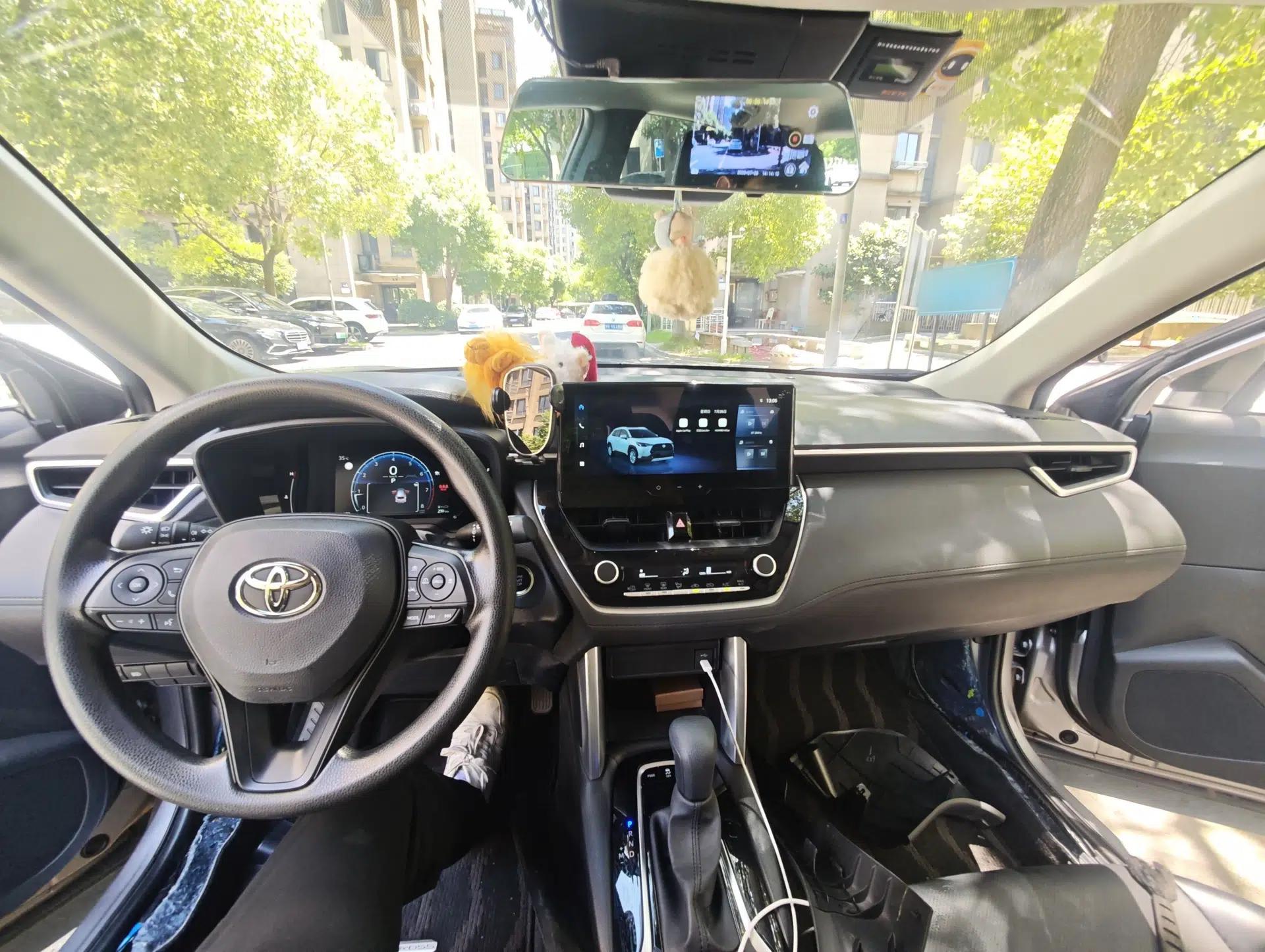 Toyota Corolla Cross 2024 2.0L Elite Edition — миниатюра 9