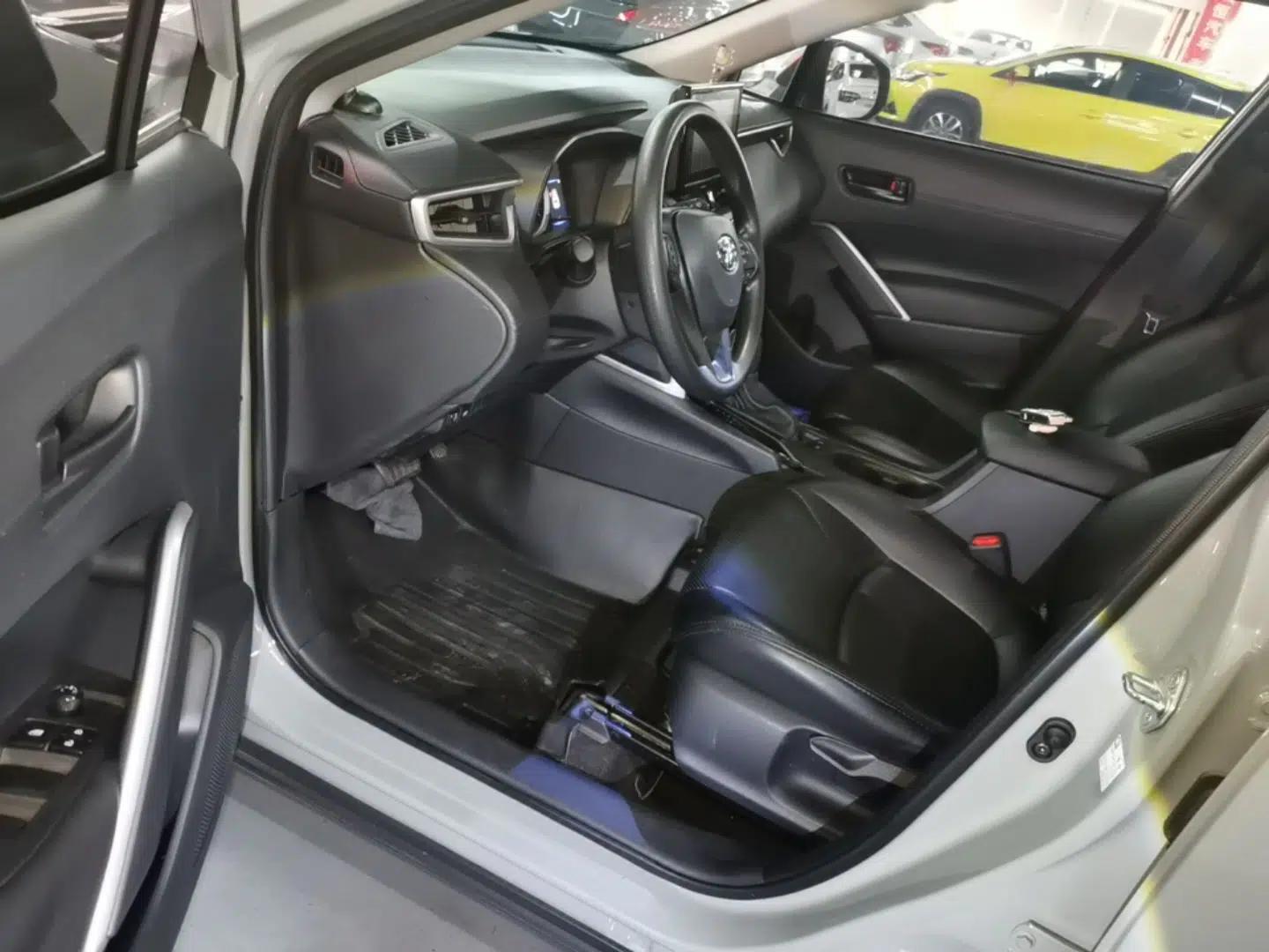Toyota Corolla Cross 2022 2.0L Pioneer Edition — миниатюра 18