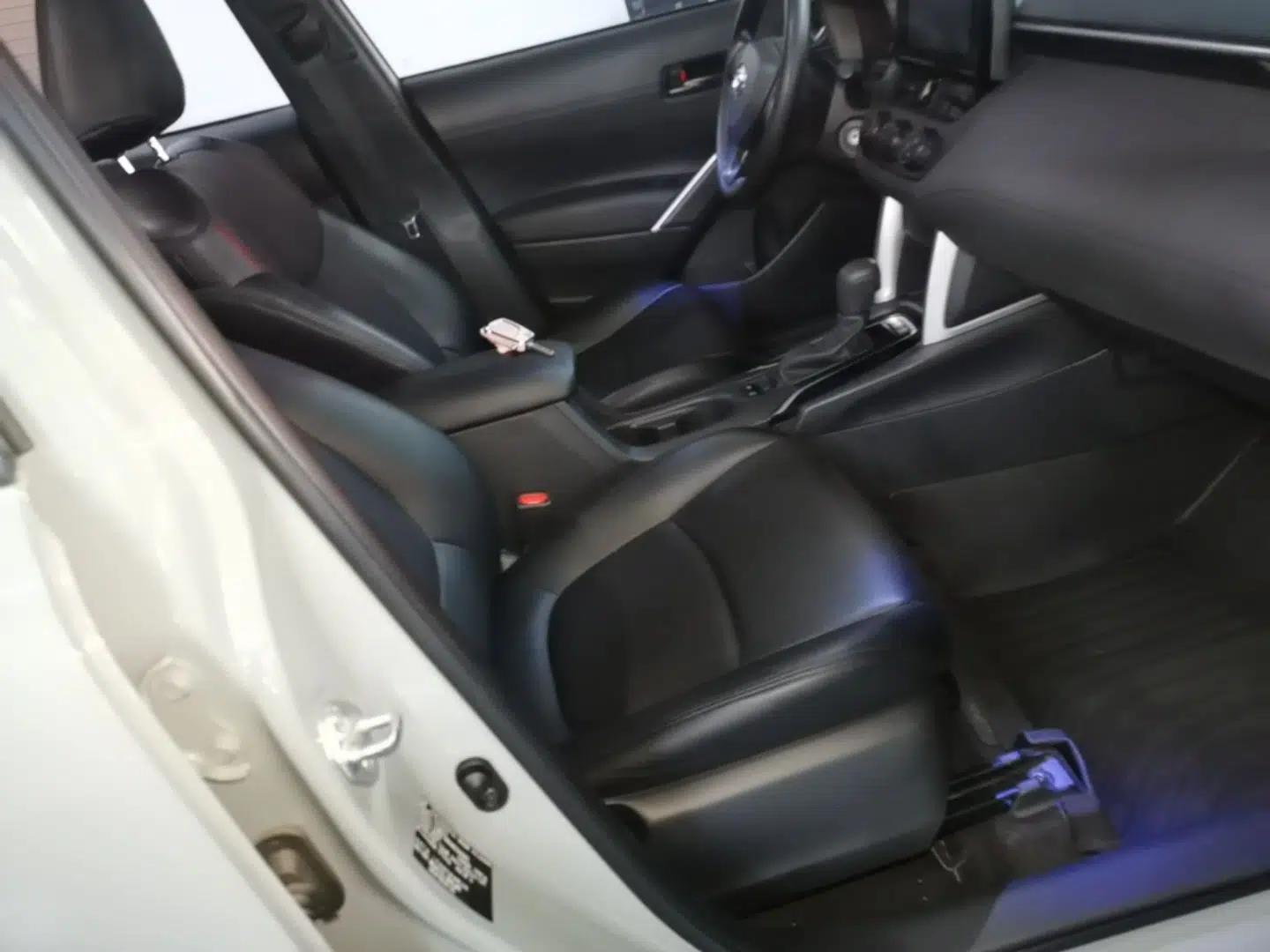 Toyota Corolla Cross 2022 2.0L Pioneer Edition — миниатюра 19
