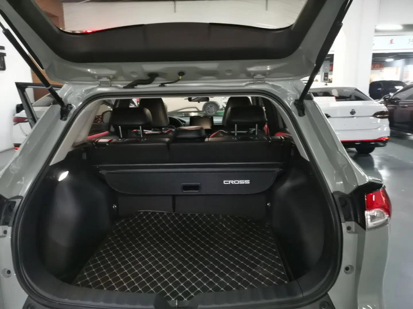 Toyota Corolla Cross 2022 2.0L Pioneer Edition — миниатюра 22