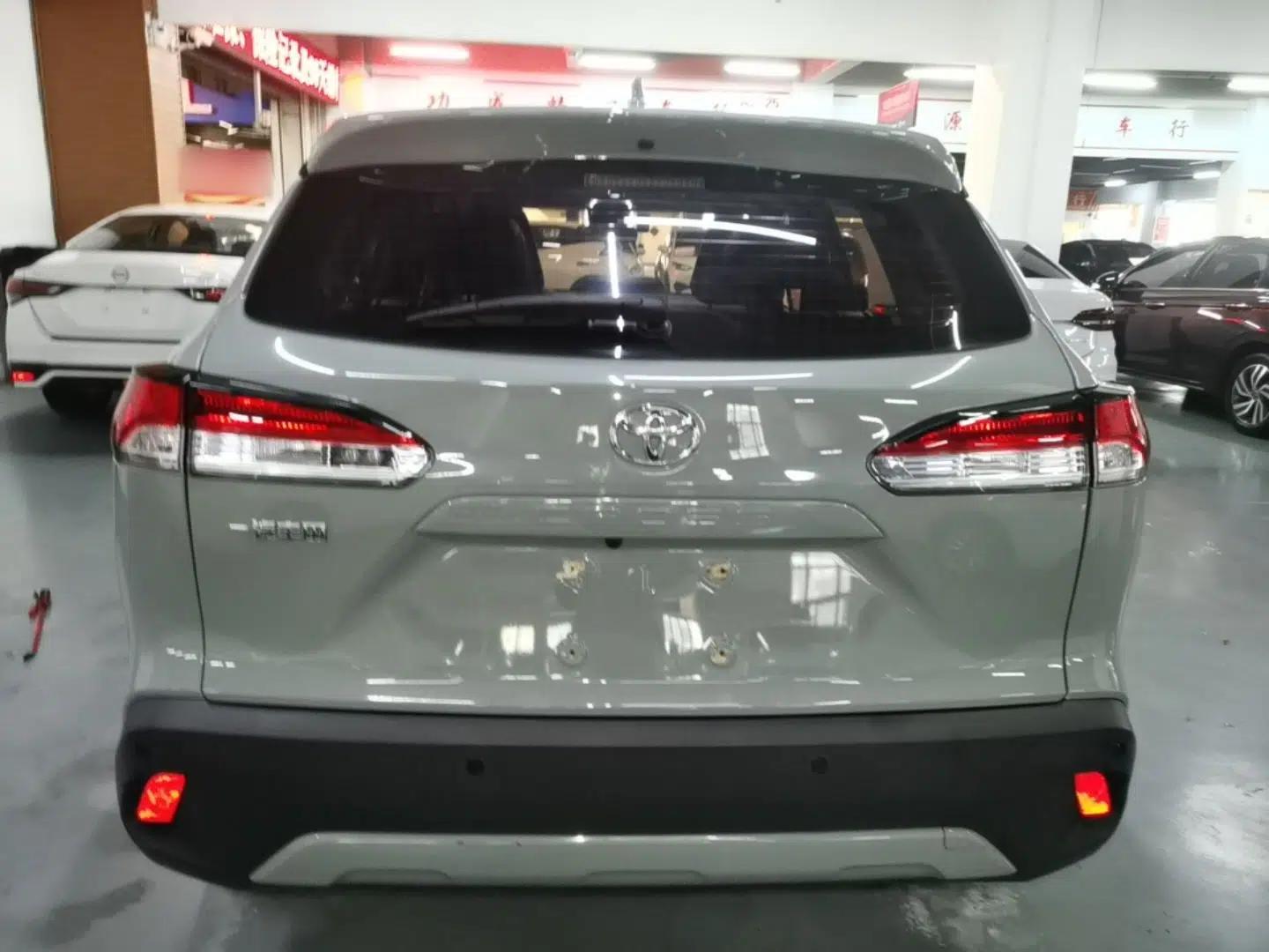 Toyota Corolla Cross 2022 2.0L Pioneer Edition — миниатюра 5