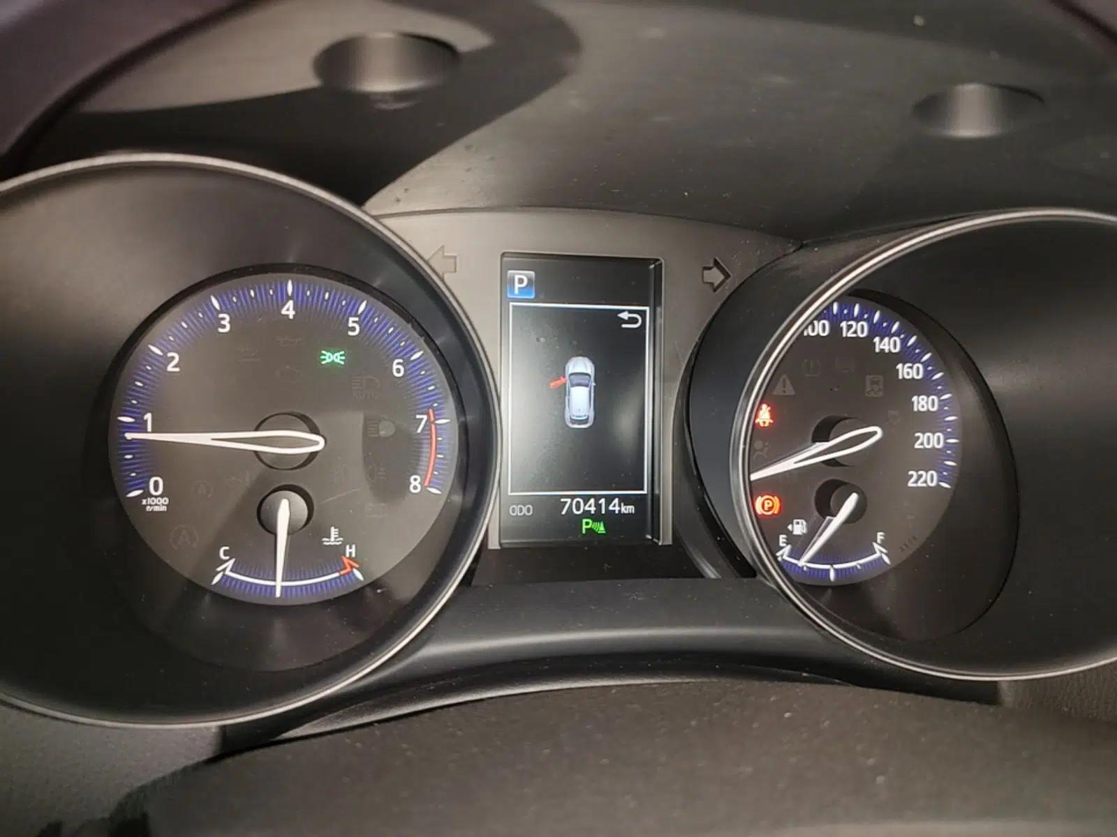 Toyota C-HR 2020 2.0L Luxury Edition — миниатюра 14