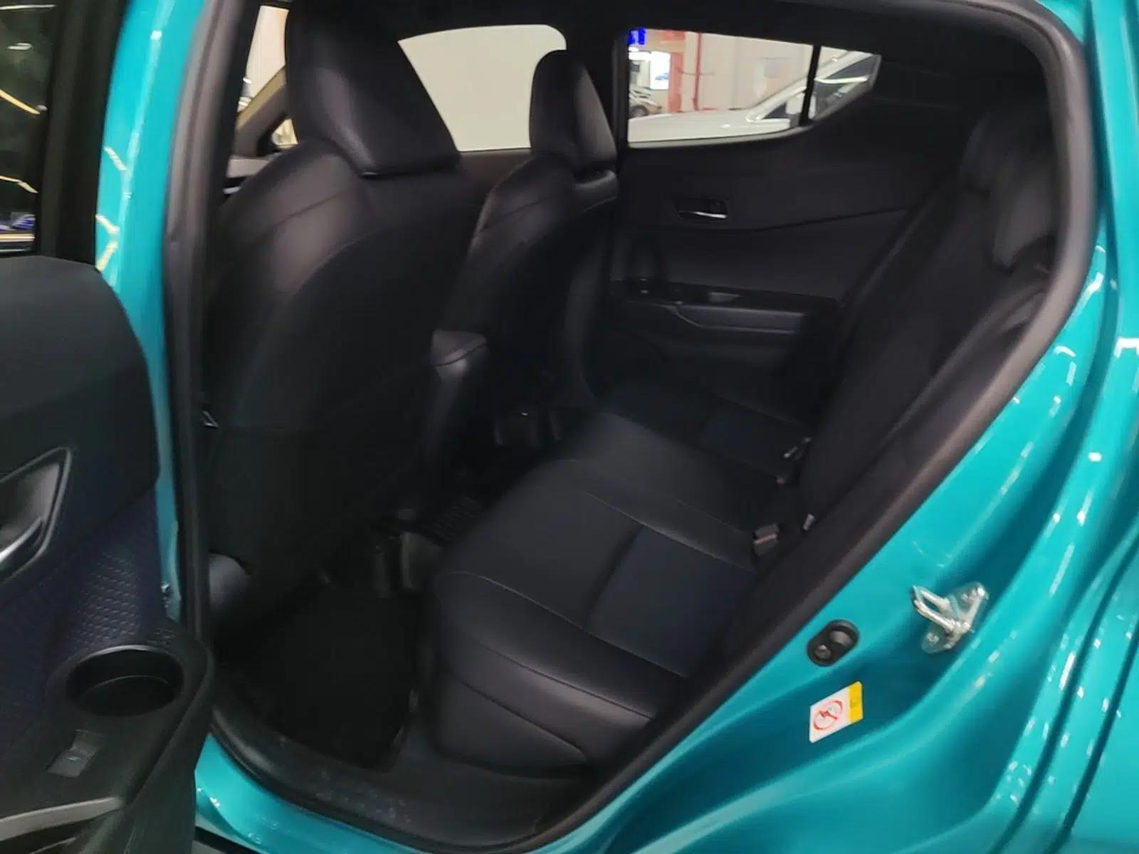 Toyota C-HR 2020 2.0L Luxury Edition — миниатюра 20